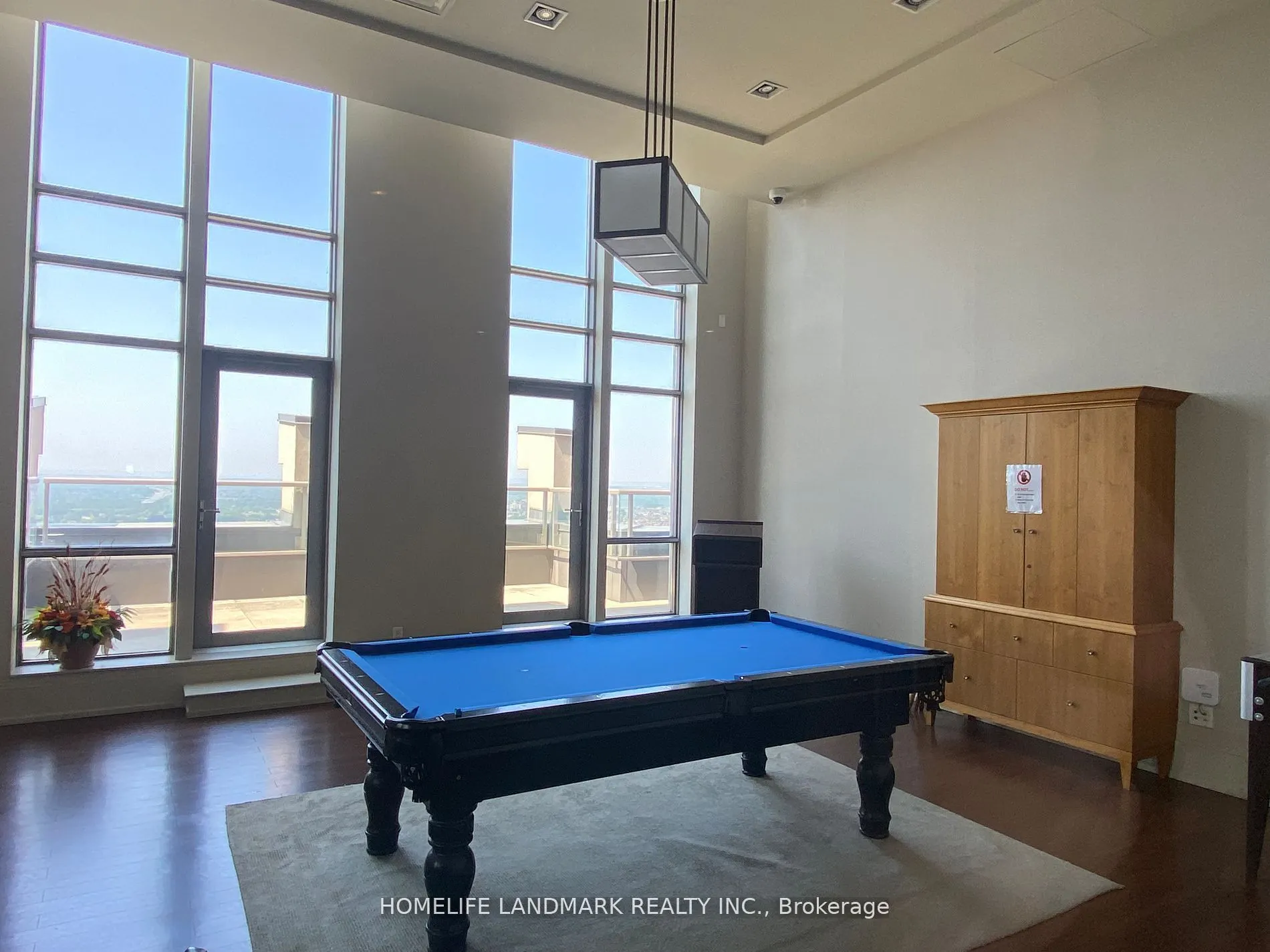 388 Prince Of Wales Drive, #3702