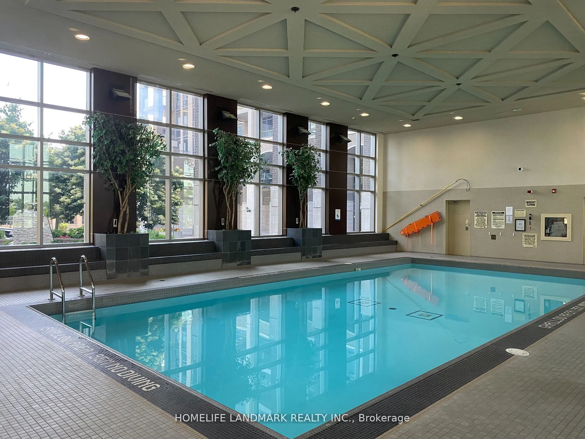 388 Prince Of Wales Drive, #3702