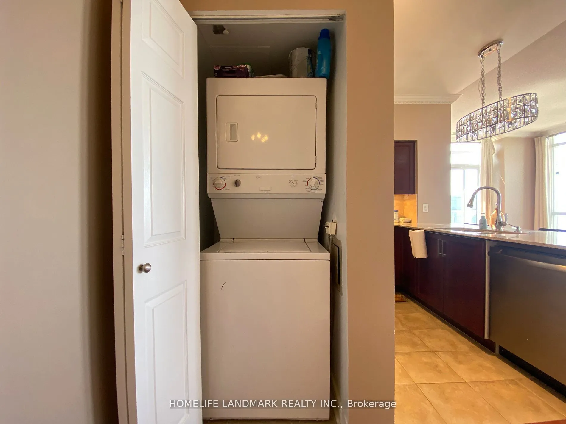 388 Prince Of Wales Drive, #3702