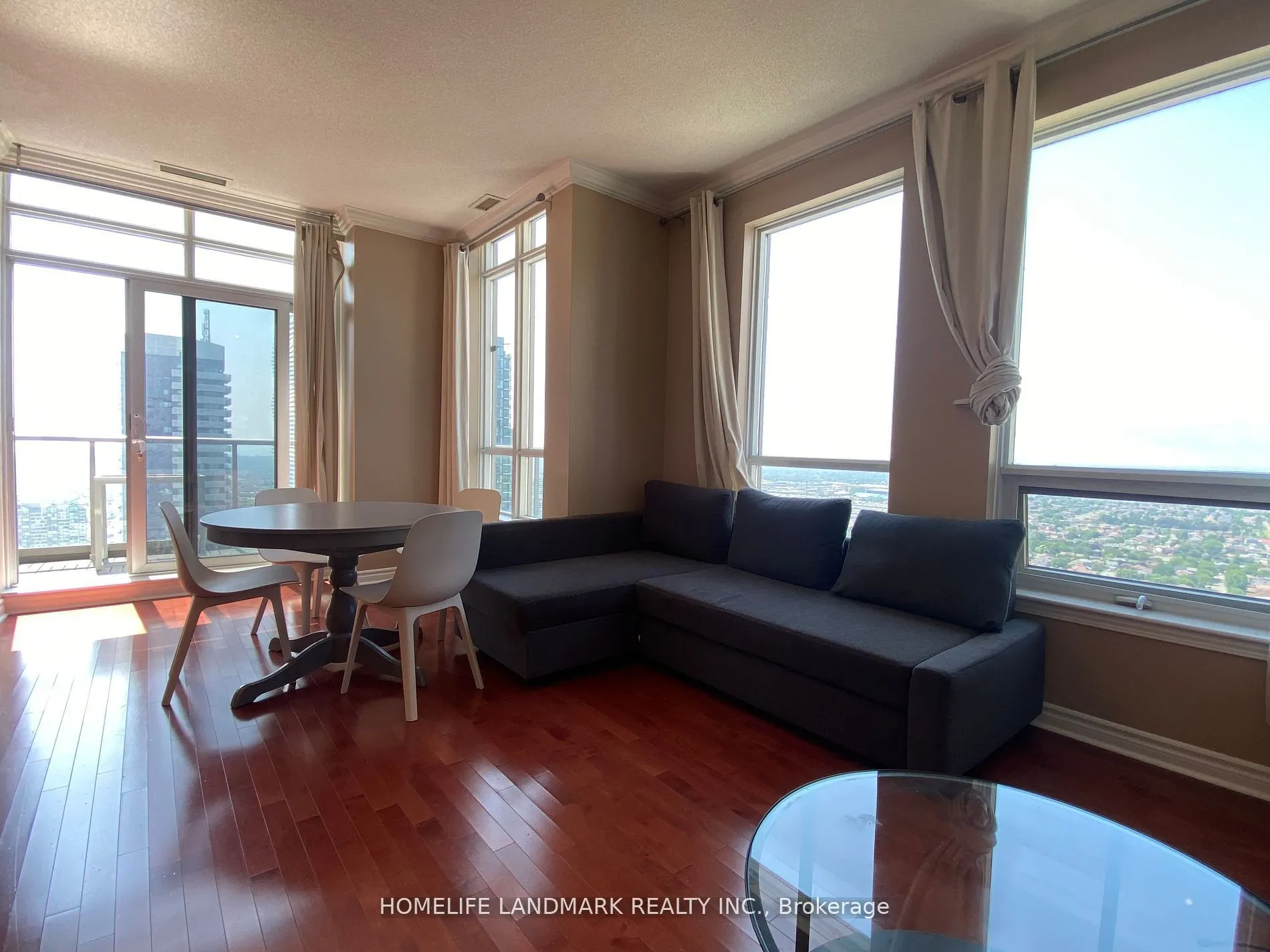 388 Prince Of Wales Drive, #3702