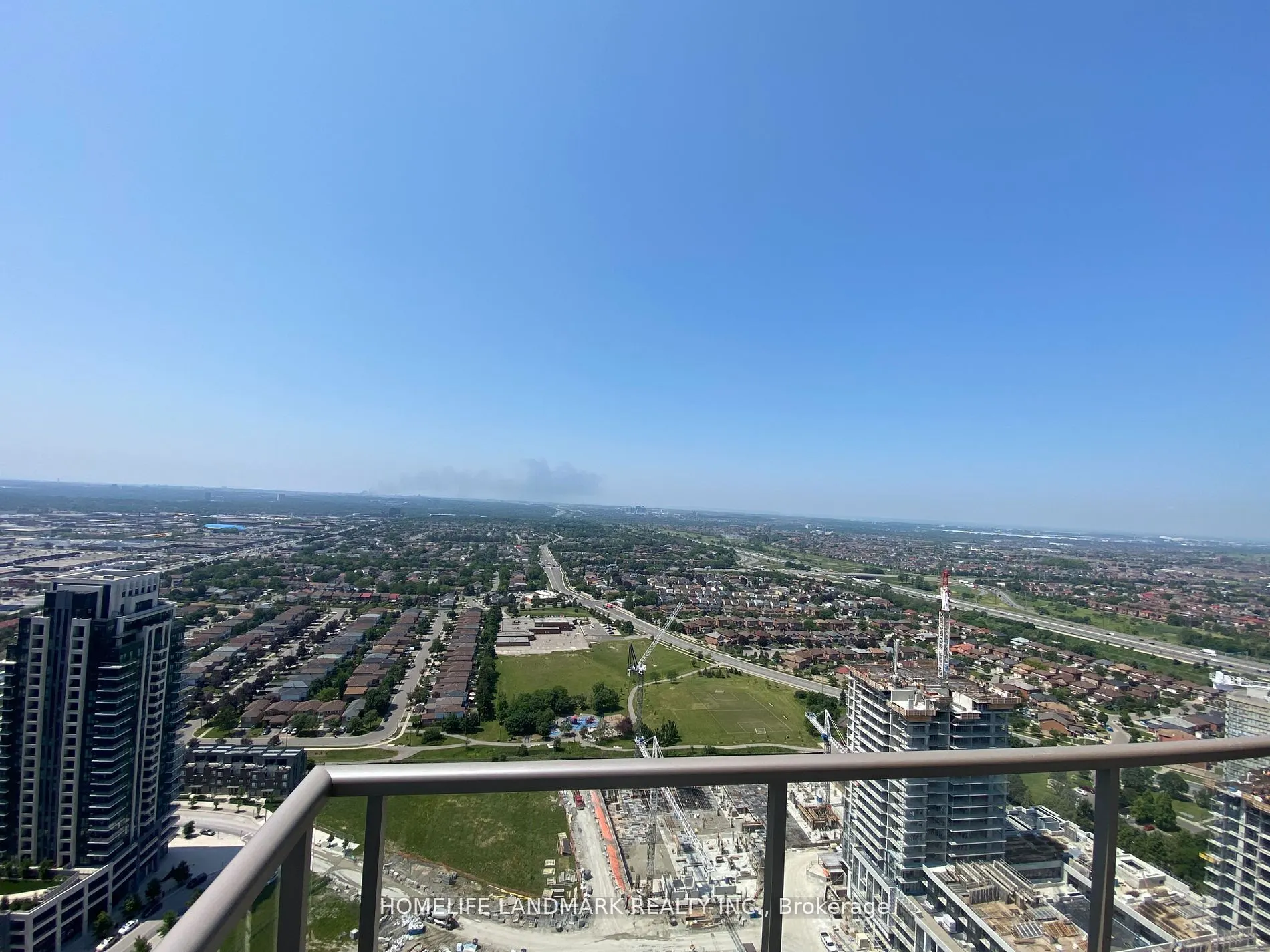 388 Prince Of Wales Drive, #3702