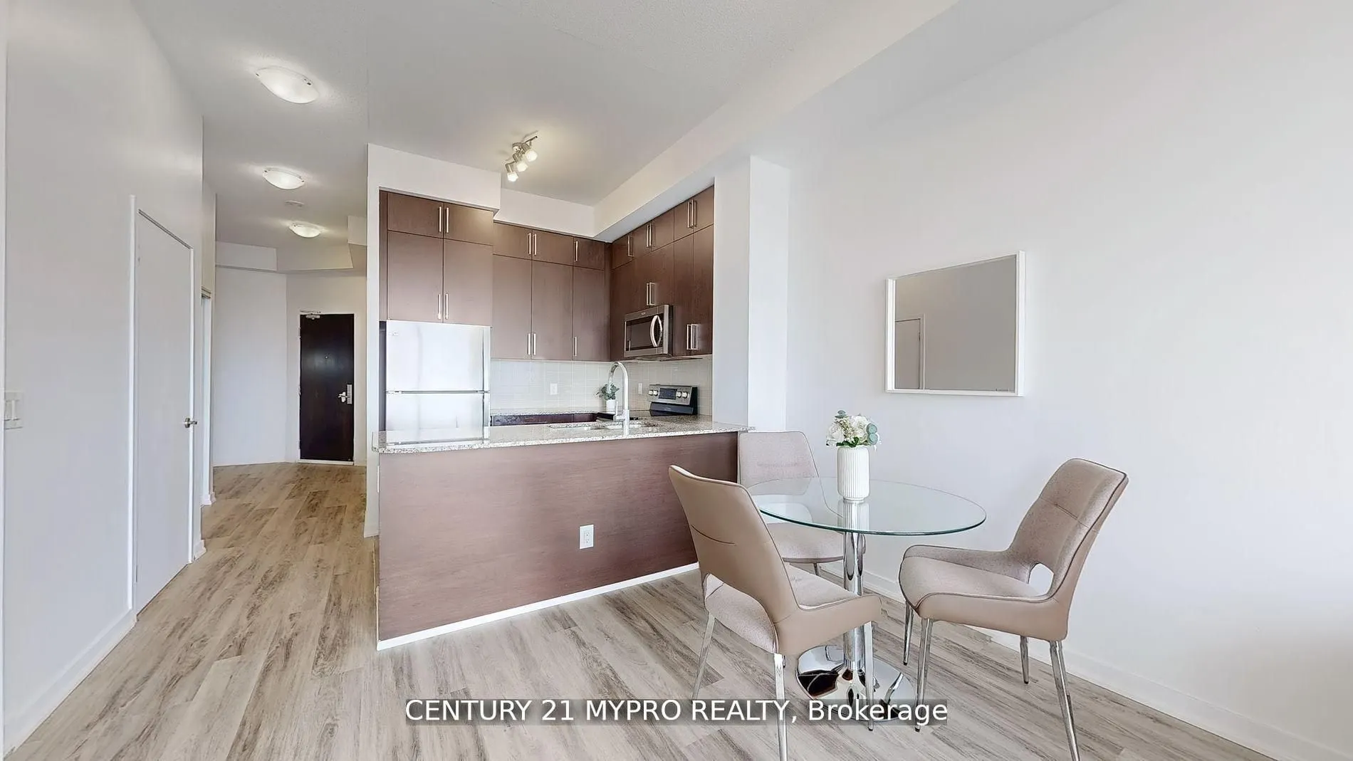 840 Queen's Plate Drive, #1003