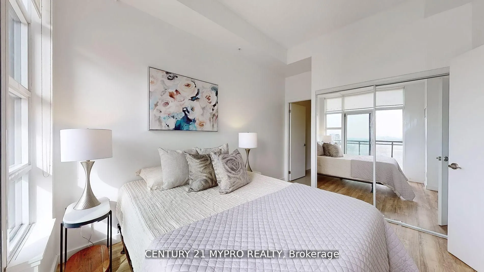 840 Queen's Plate Drive, #1003