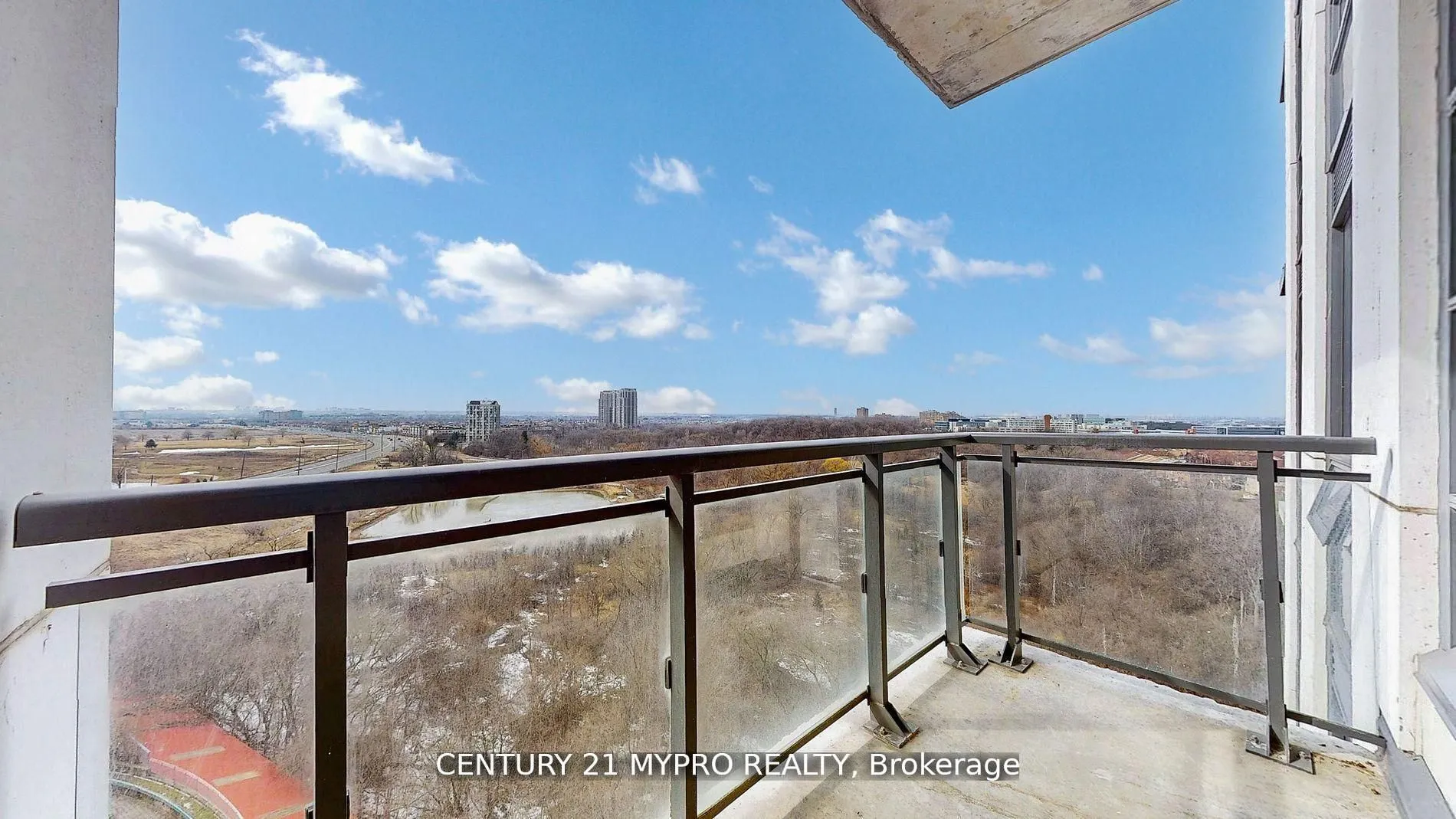 840 Queen's Plate Drive, #1003