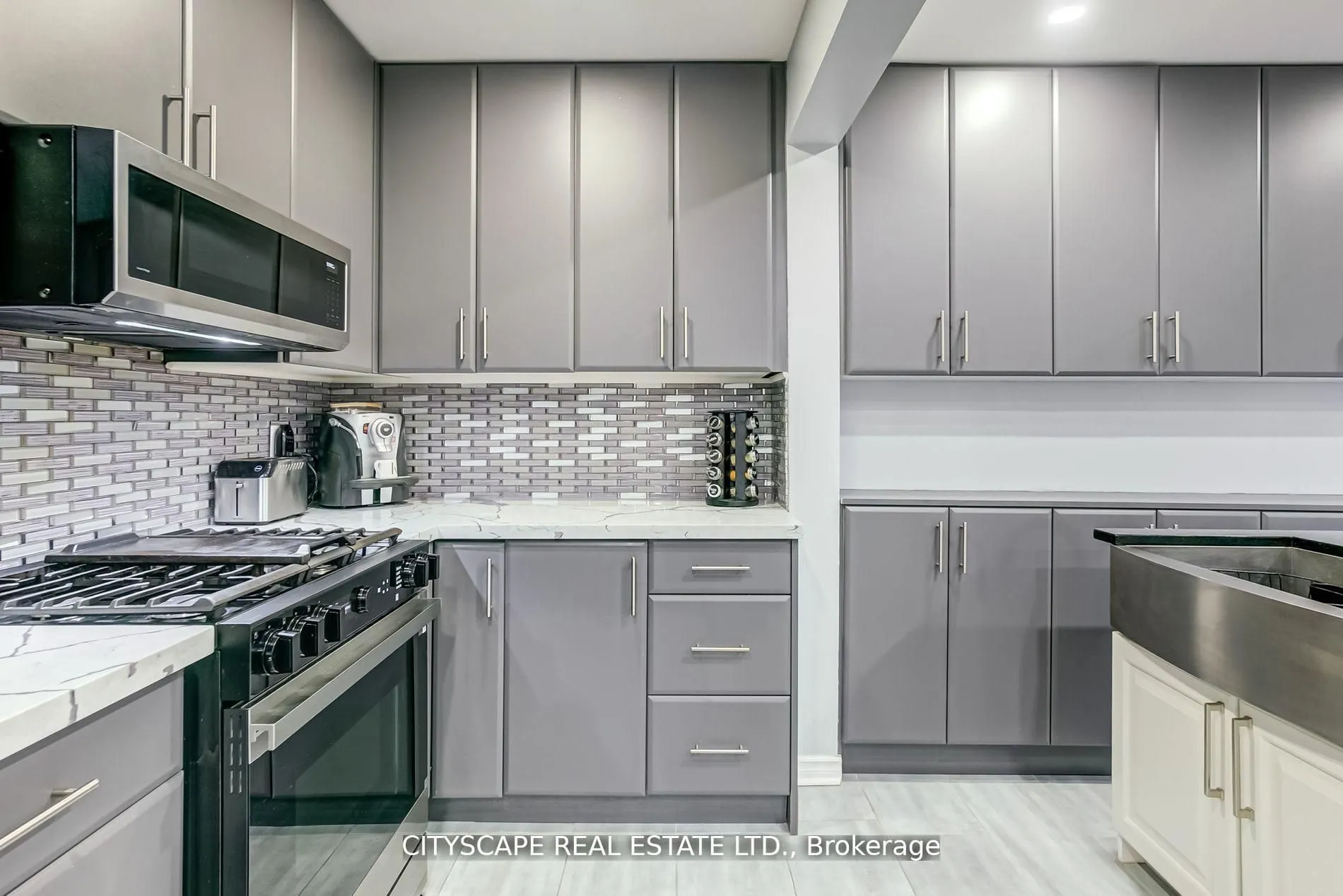 30 Heslop Road, #17