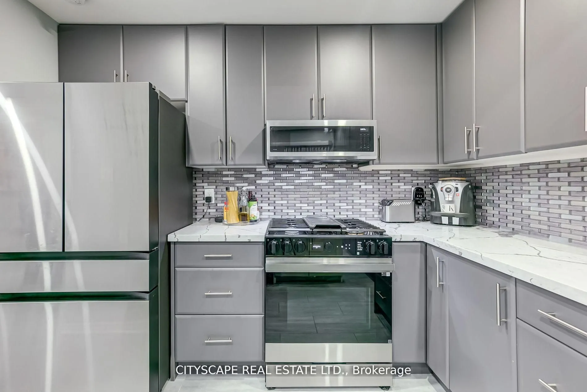 30 Heslop Road, #17