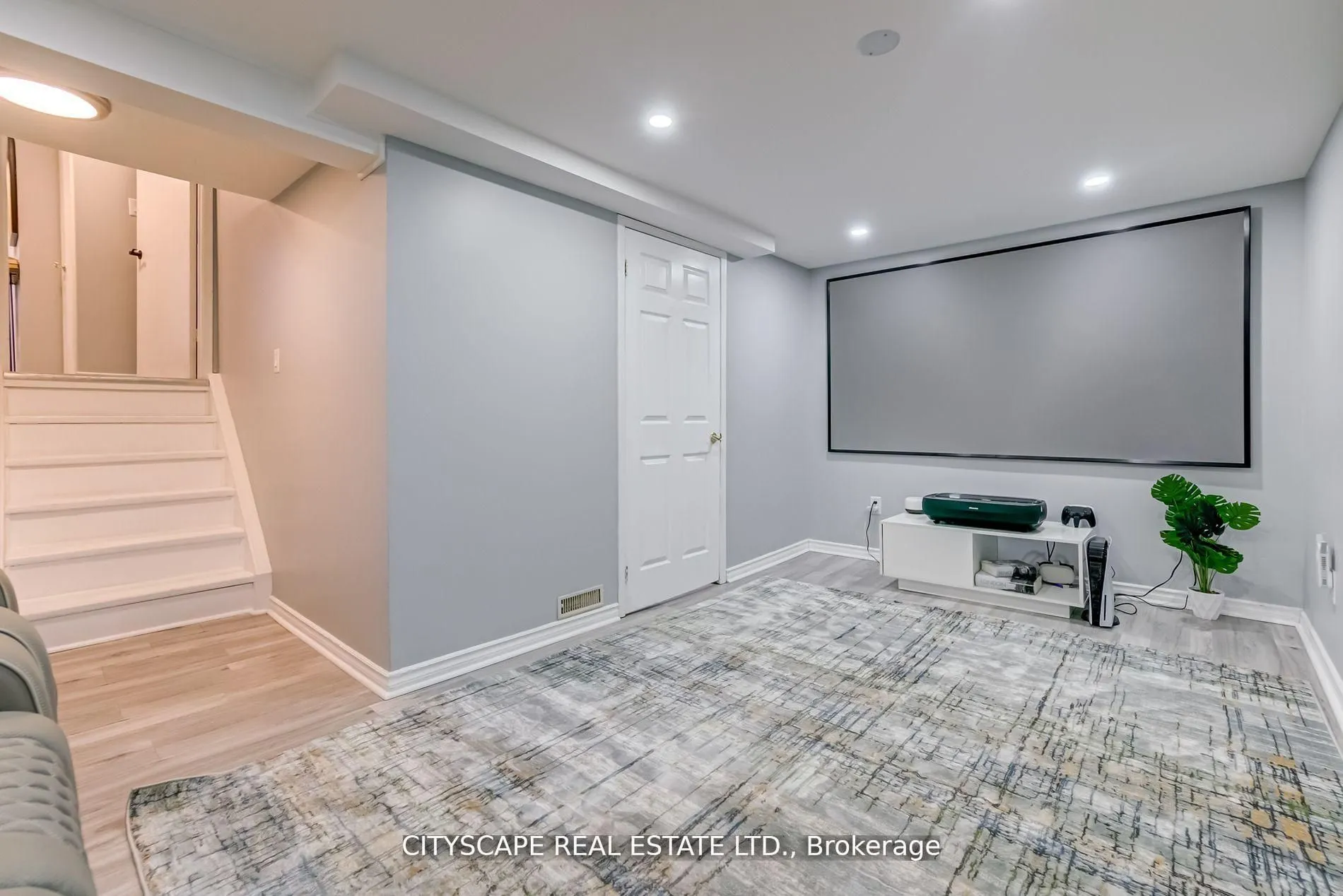 30 Heslop Road, #17
