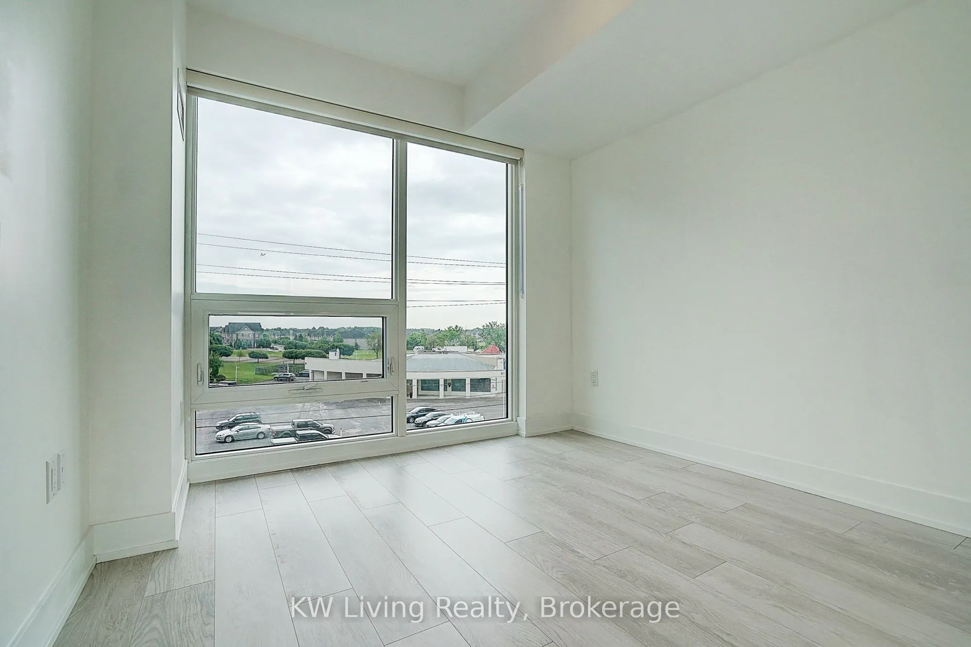 2450 Old Bronte Road, #308