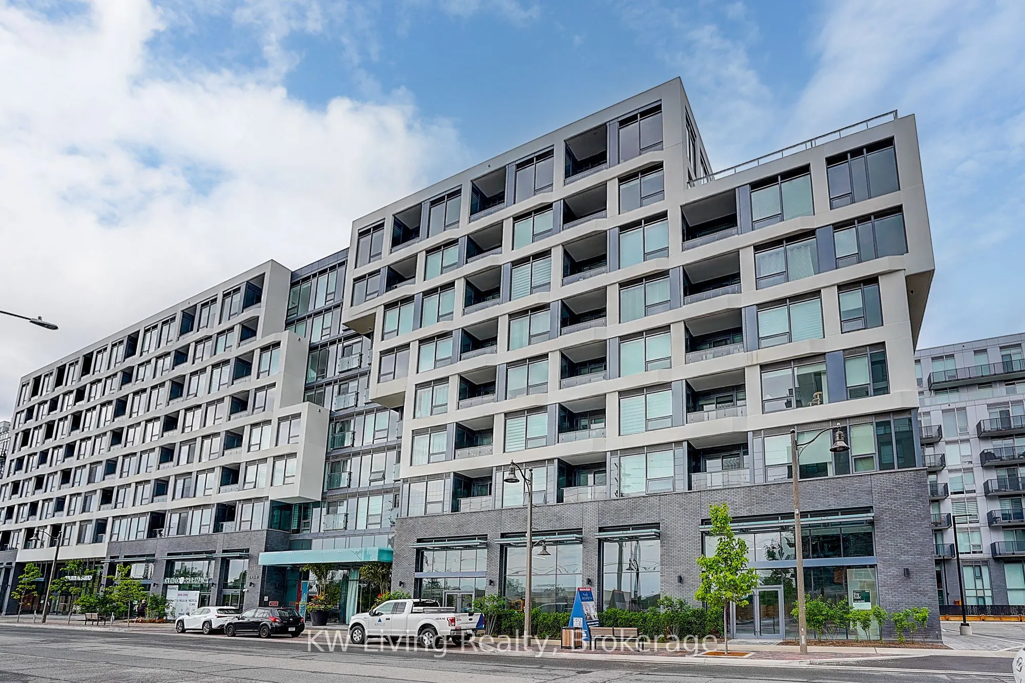 2450 Old Bronte Road, #308