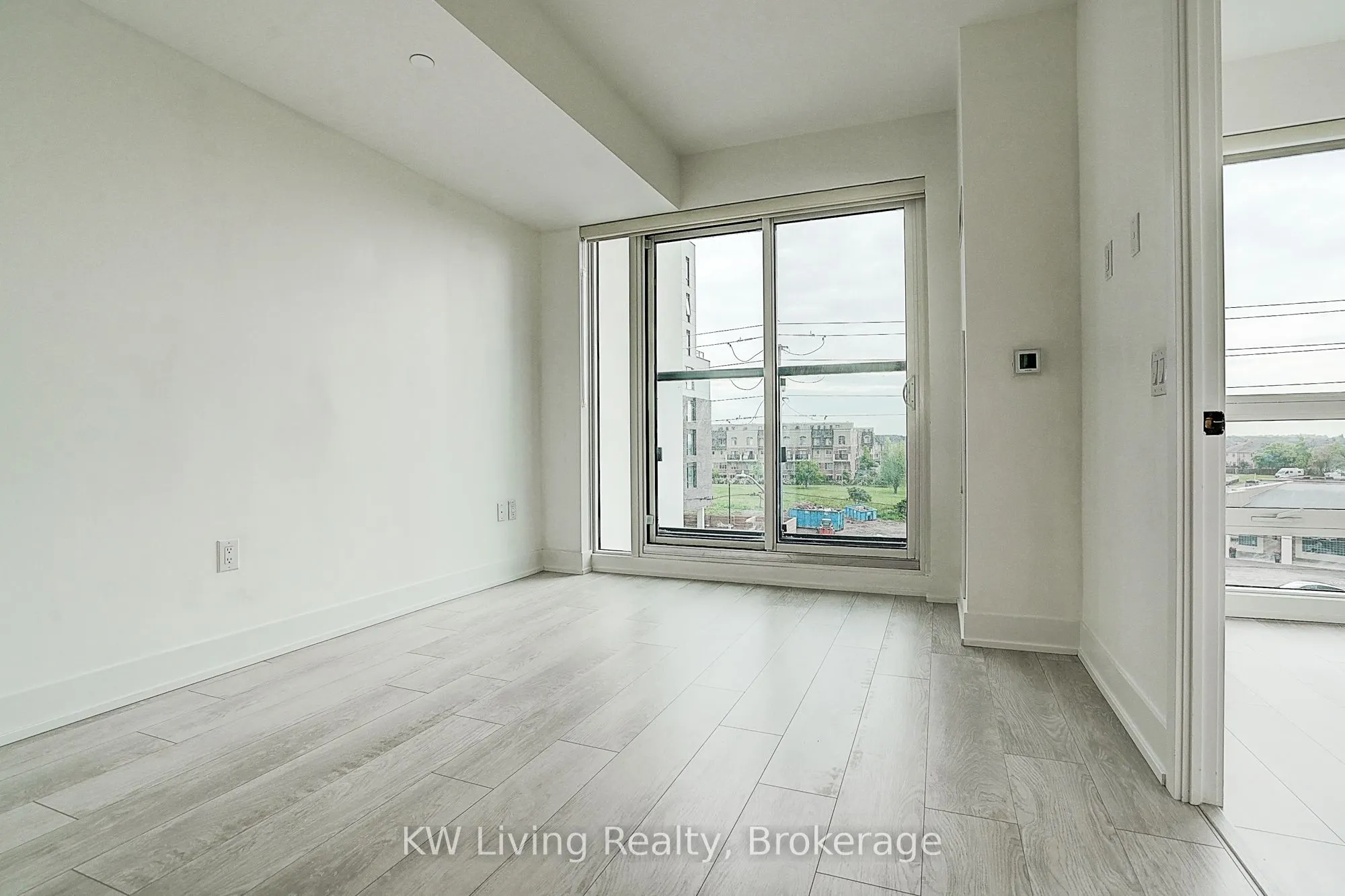 2450 Old Bronte Road, #308