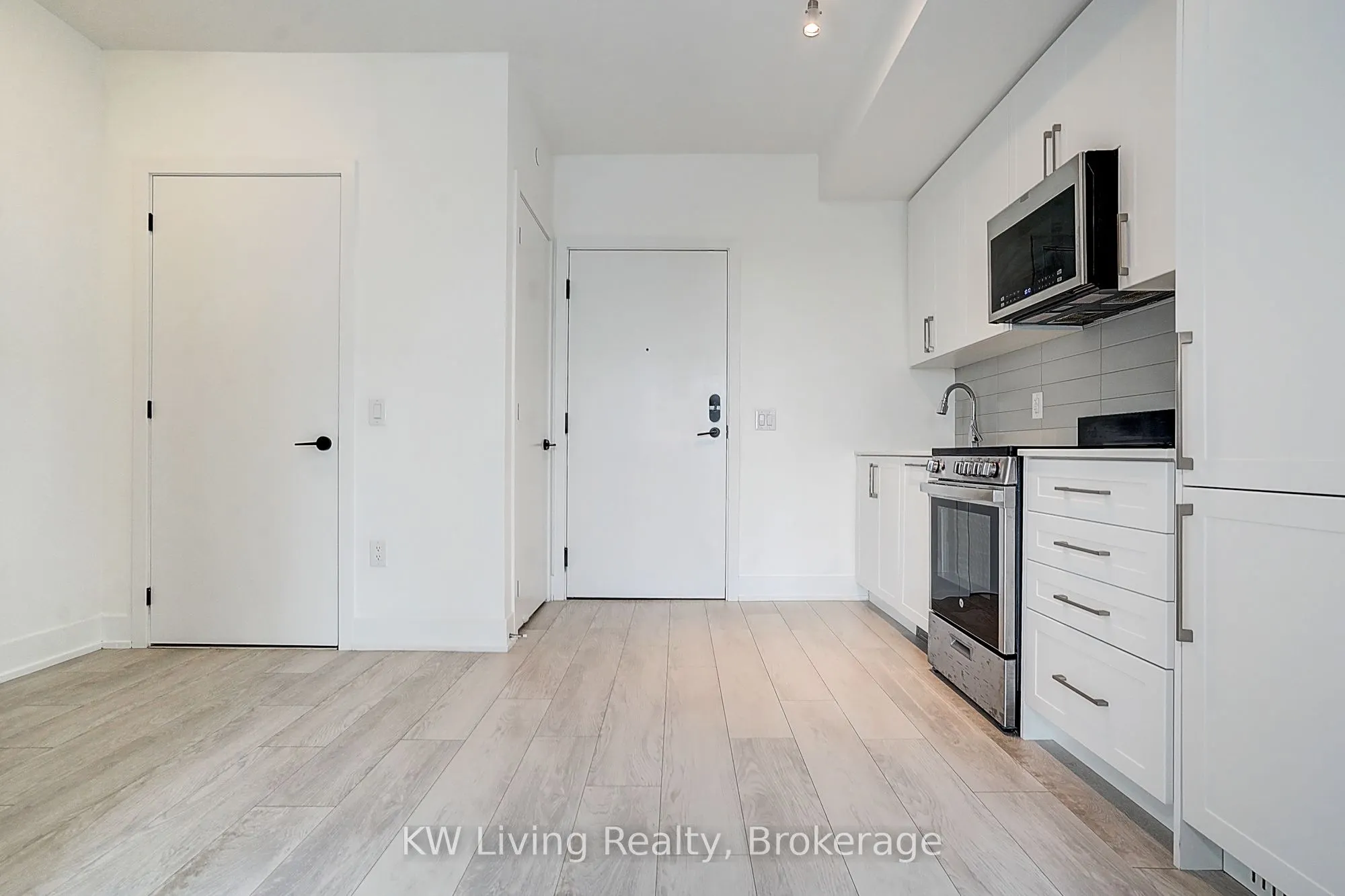 2450 Old Bronte Road, #308