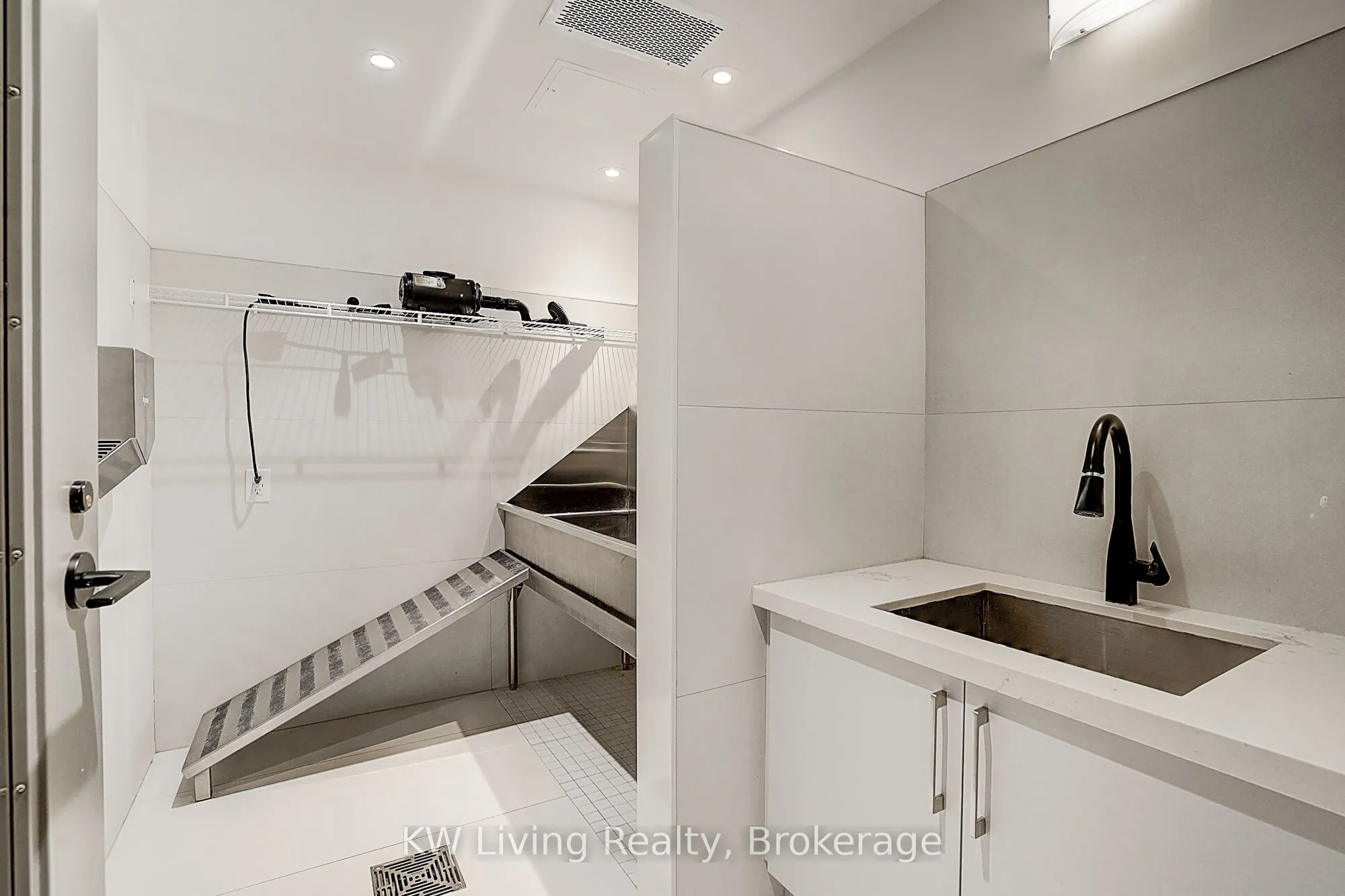 2450 Old Bronte Road, #308