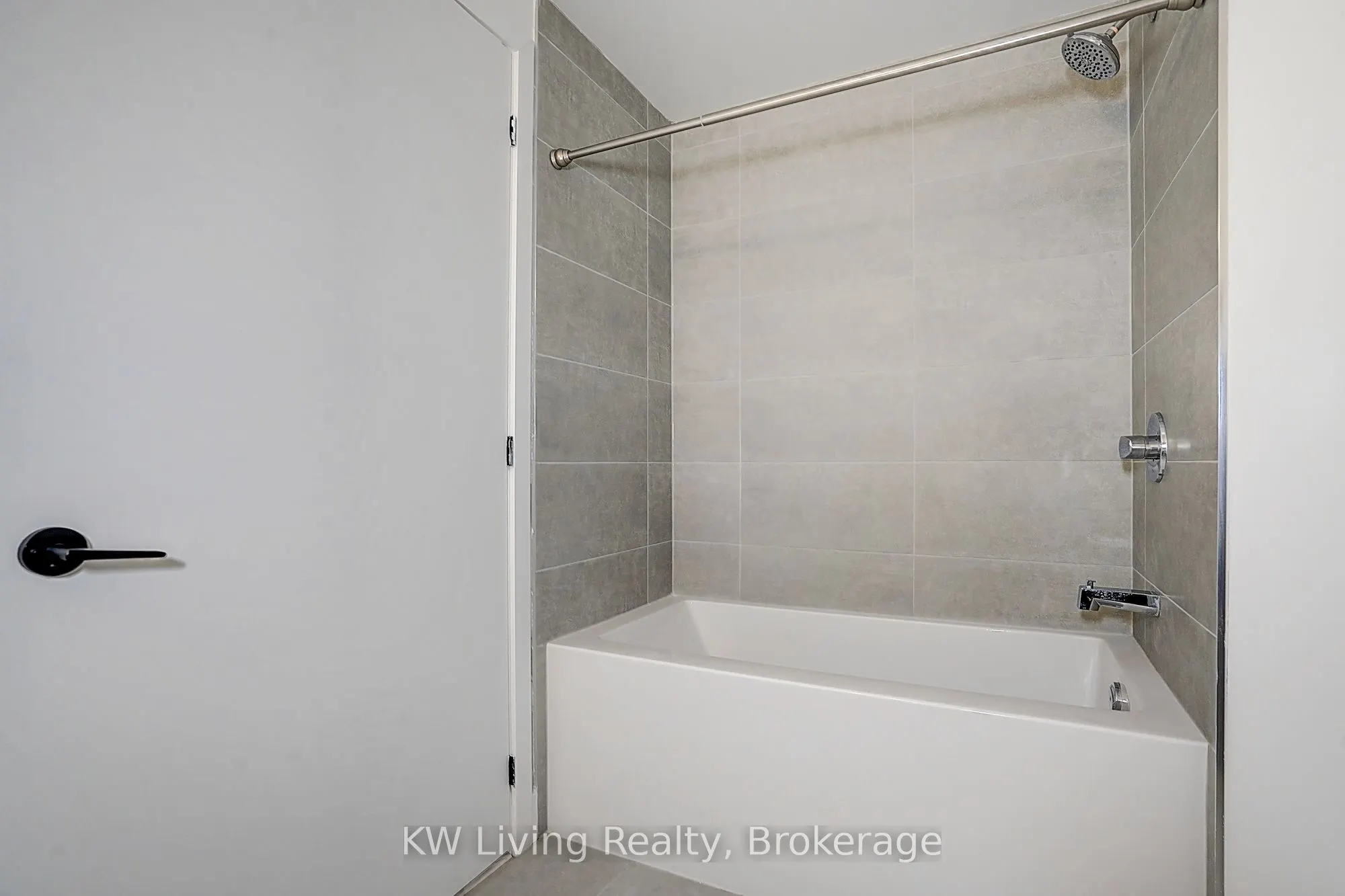 2450 Old Bronte Road, #308