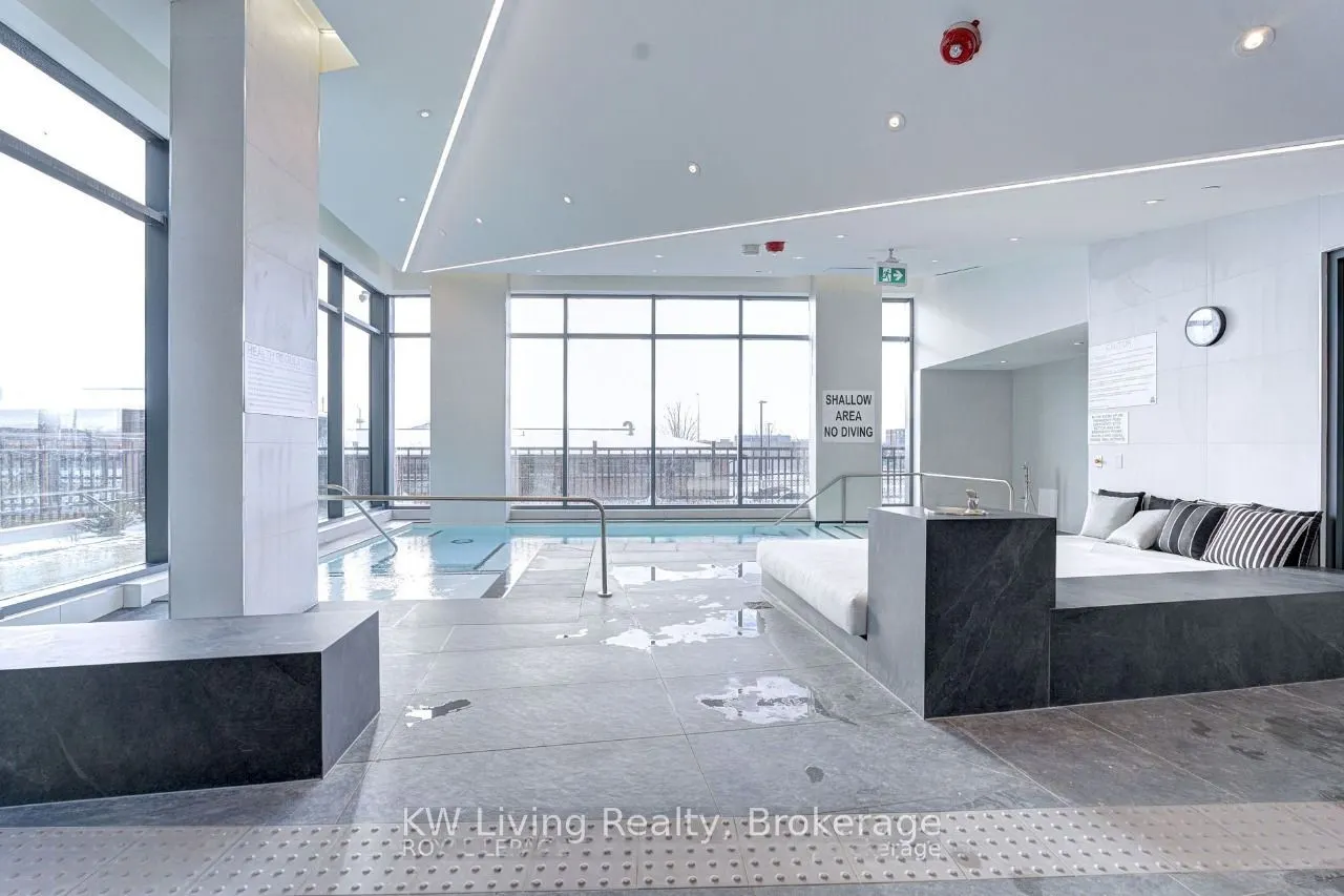 2450 Old Bronte Road, #308