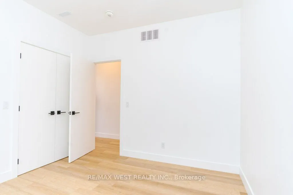 63 Lonborough Avenue
