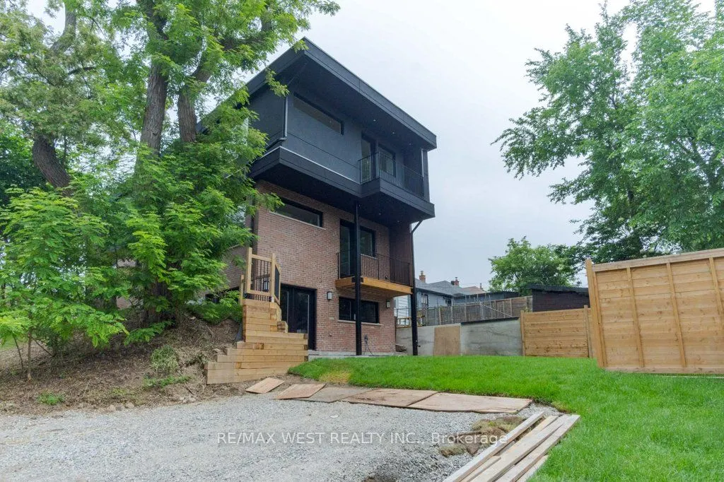 63 Lonborough Avenue