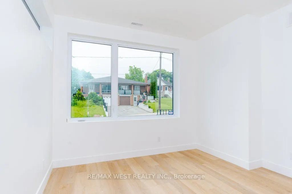 63 Lonborough Avenue