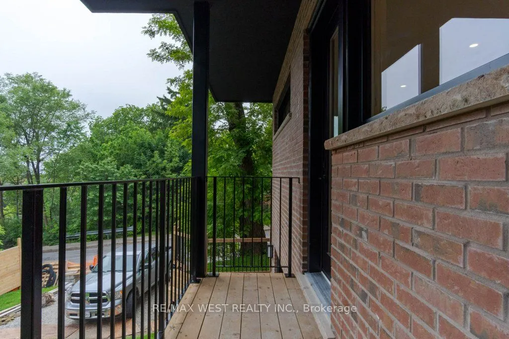 63 Lonborough Avenue