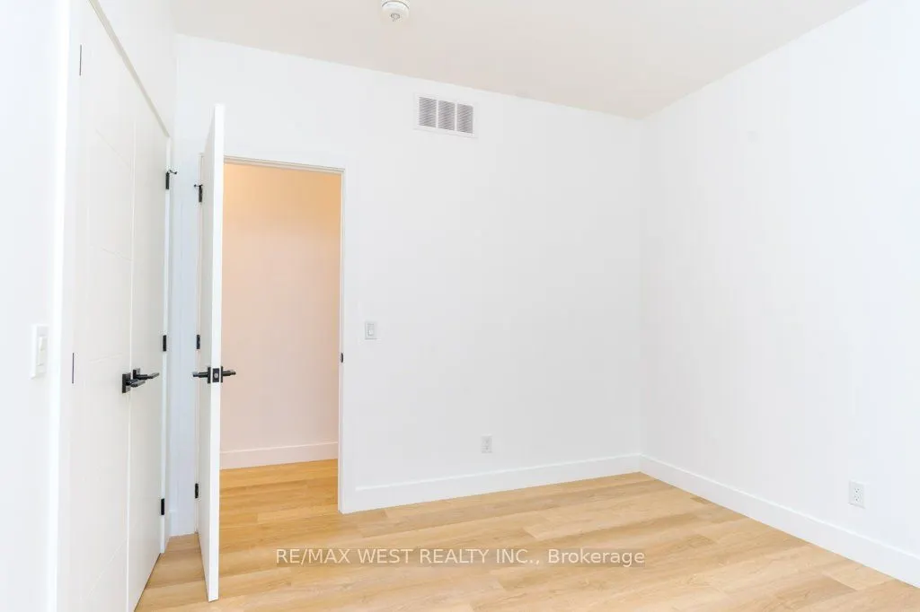 63 Lonborough Avenue