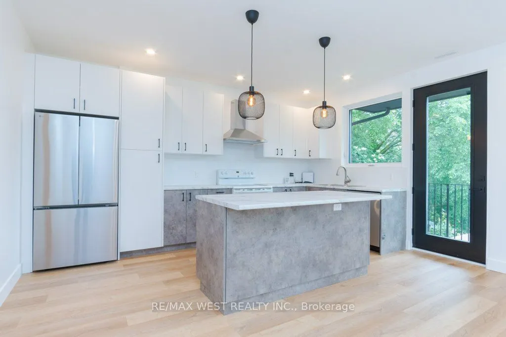 63 Lonborough Avenue