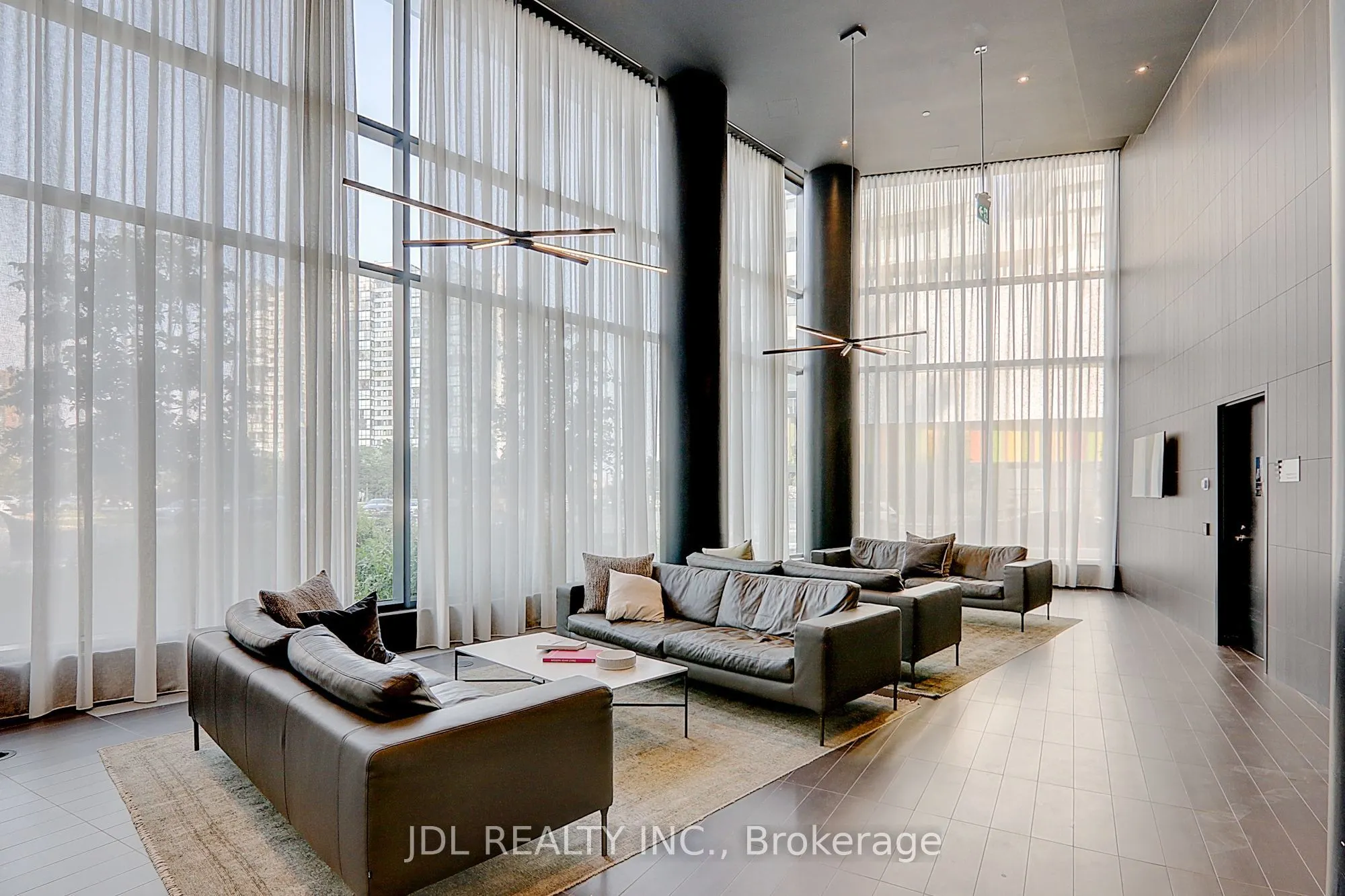 3900 Confederation Parkway, #3613