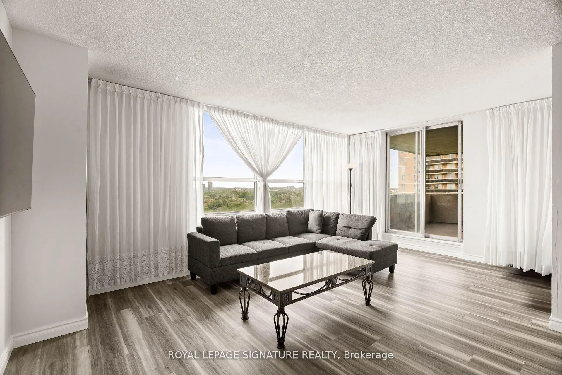 40 Panorama Court, #1411