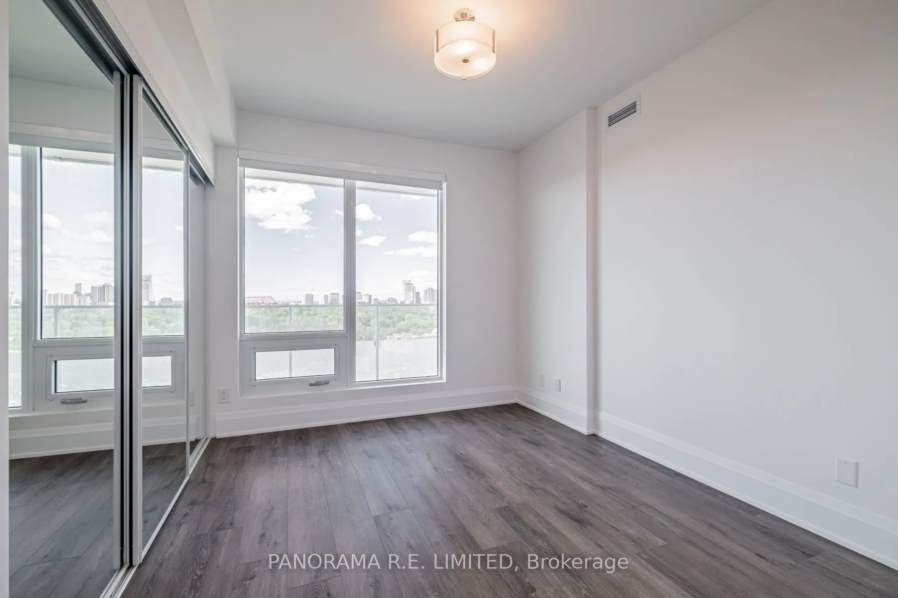 20 Brin Drive, #1502