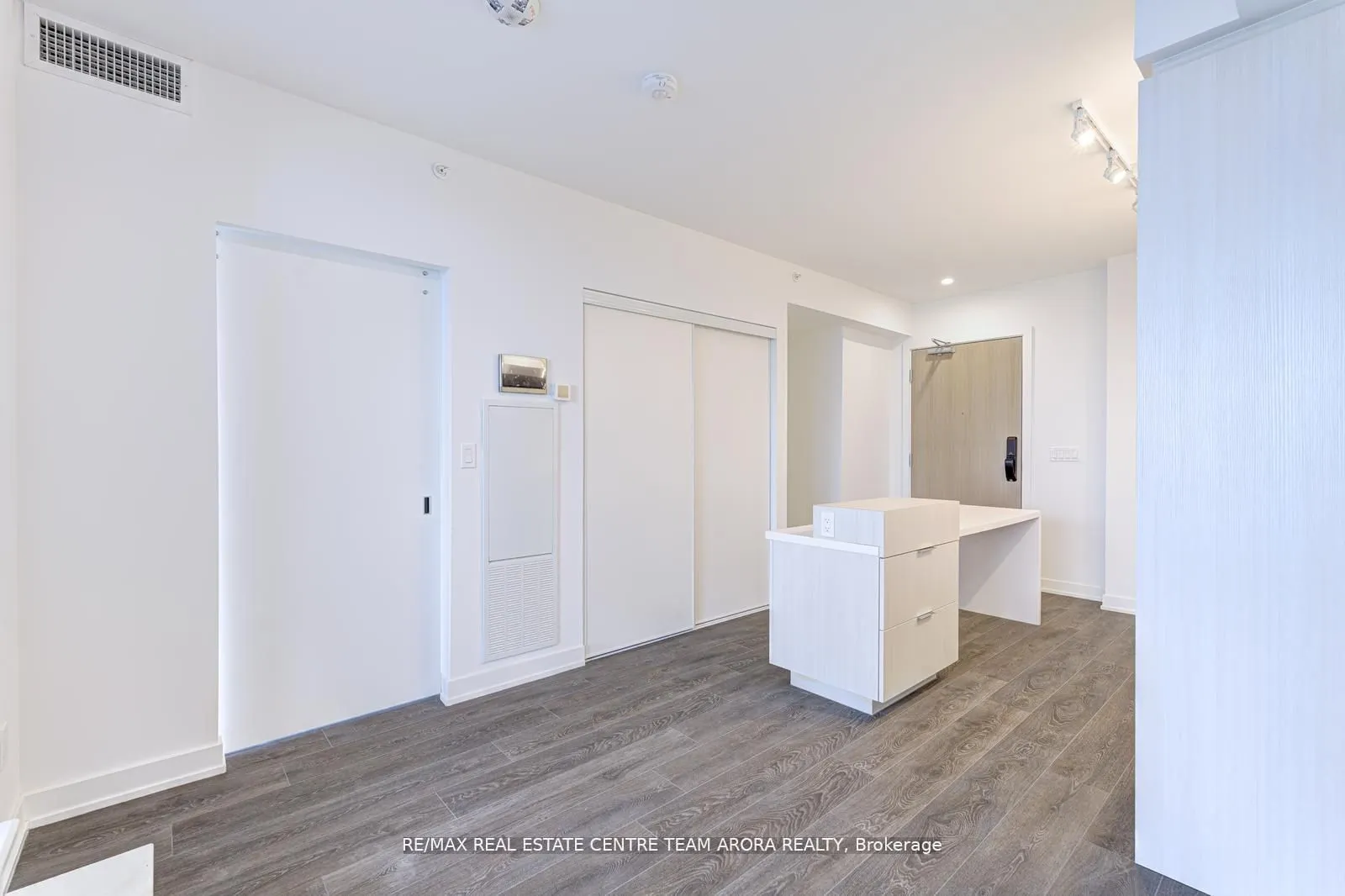 370 MARTHA Street, #506