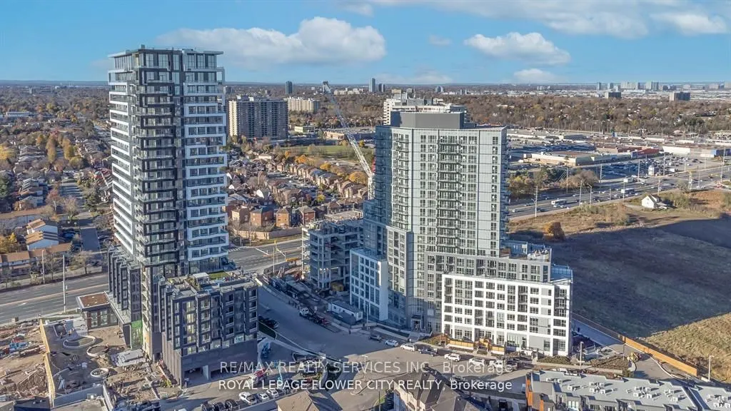 225 Malta Avenue E, #513