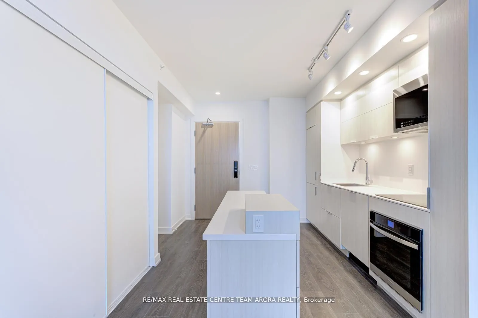 370 MARTHA Street, #506