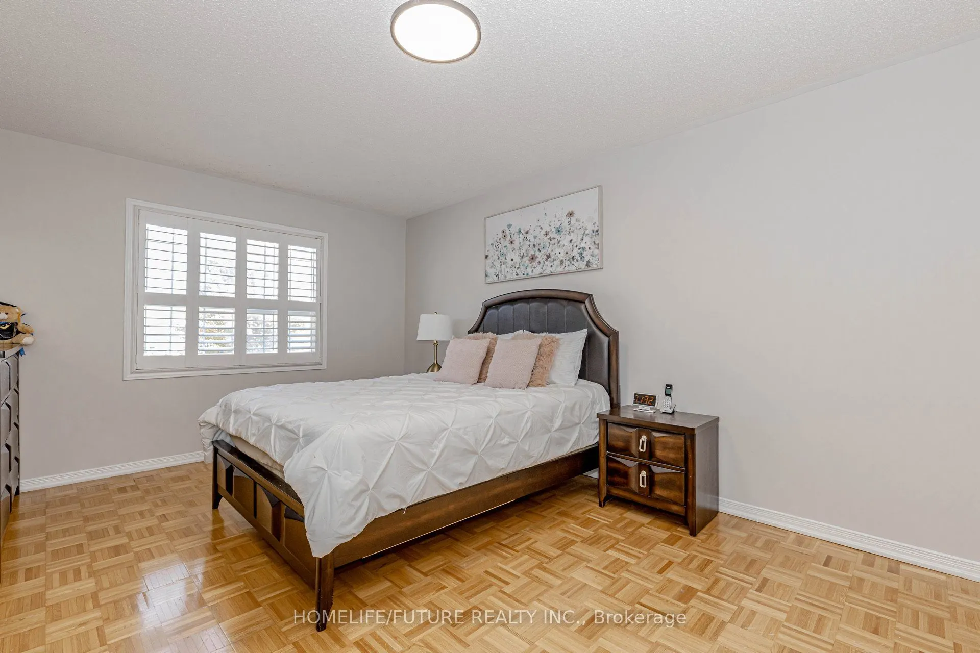 137 Zia Dodda Crescent