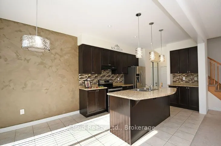 16 Stedford Crescent, #Upper