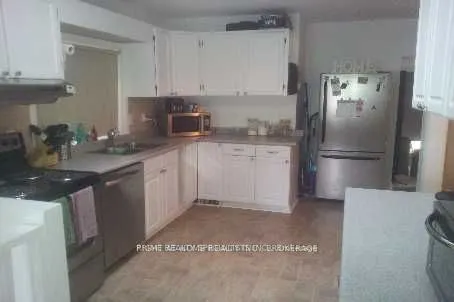 58 Roxaline Street
