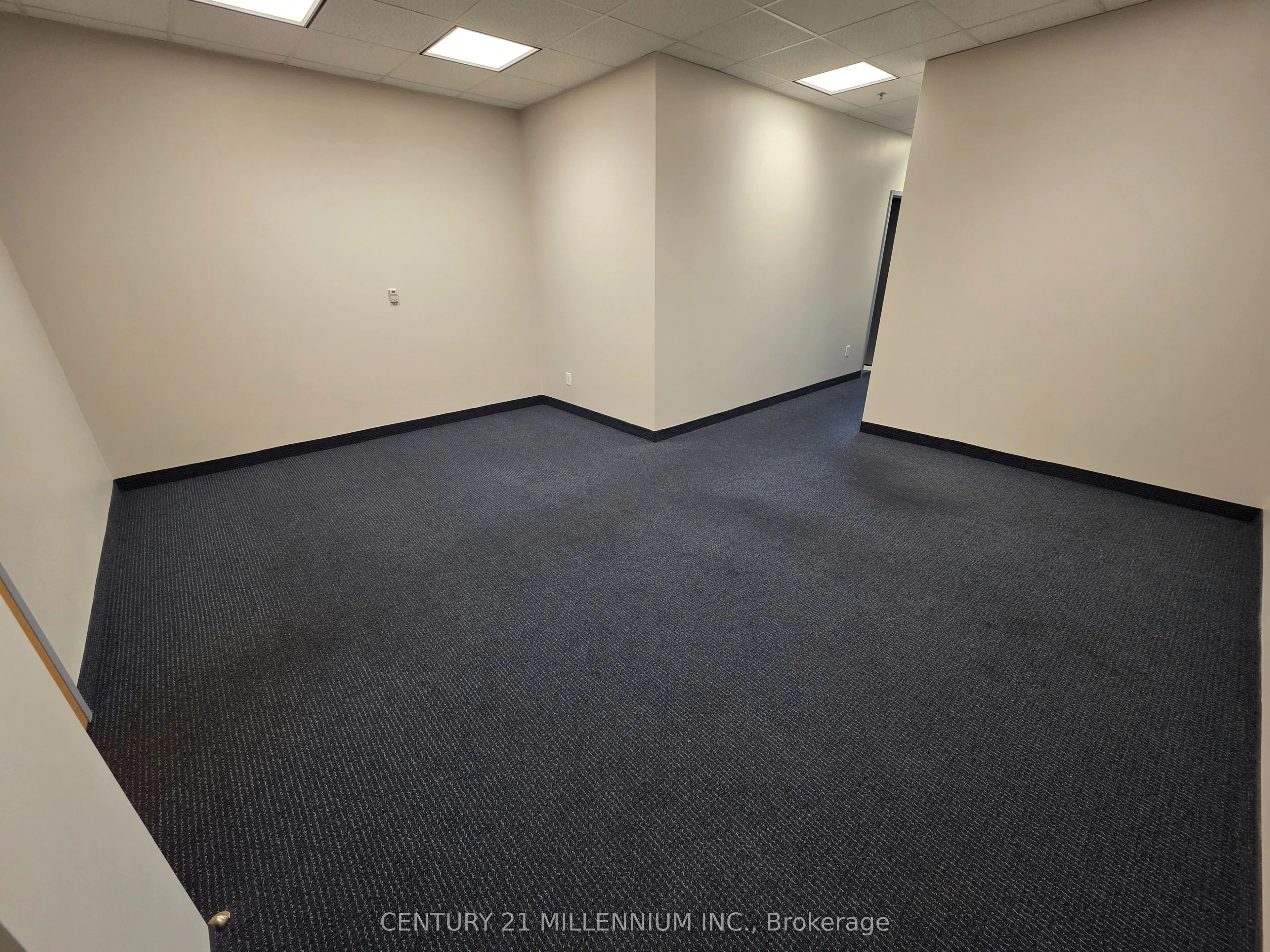 2250 Bovaird Drive E, #212