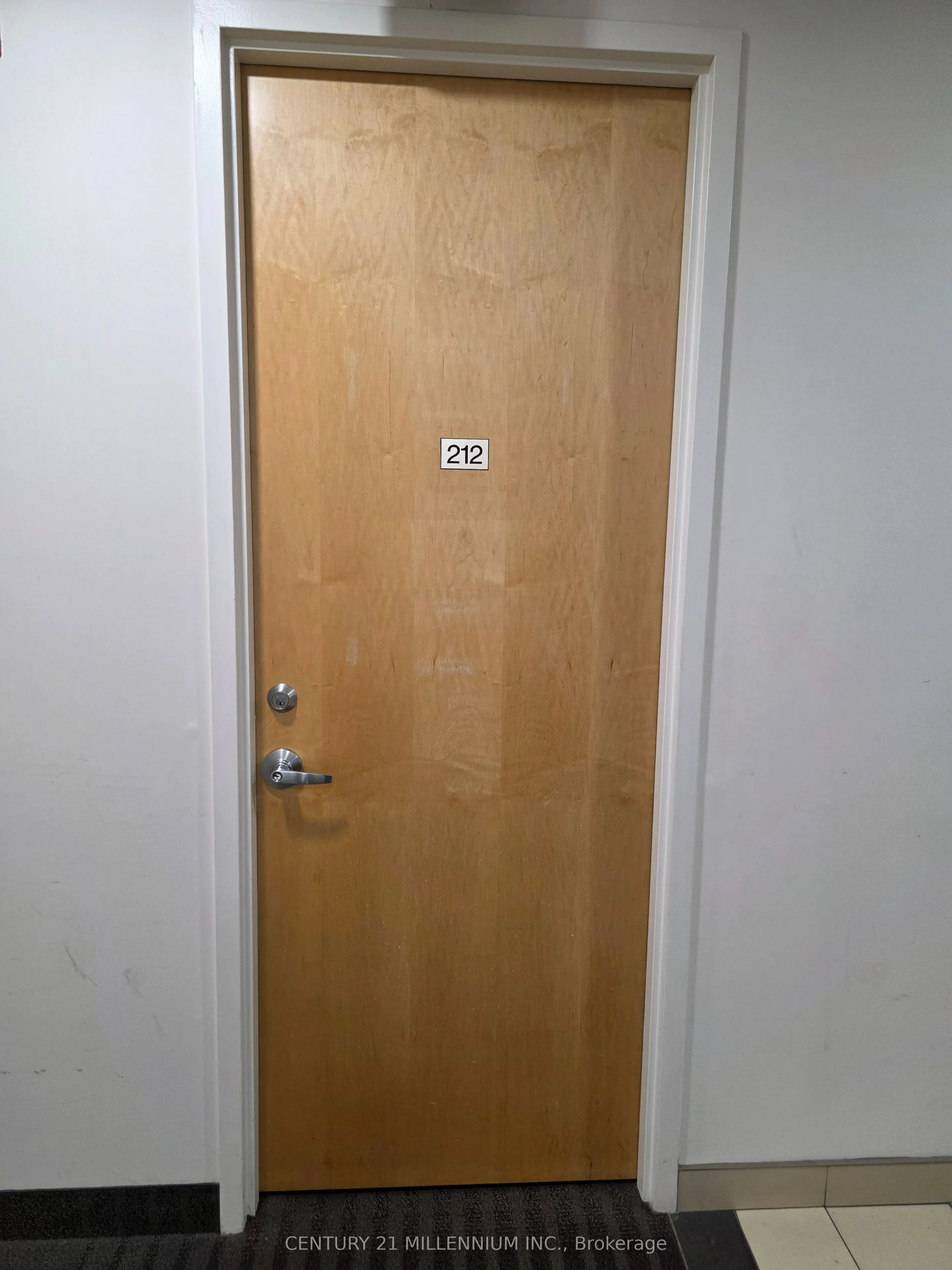 2250 Bovaird Drive E, #212