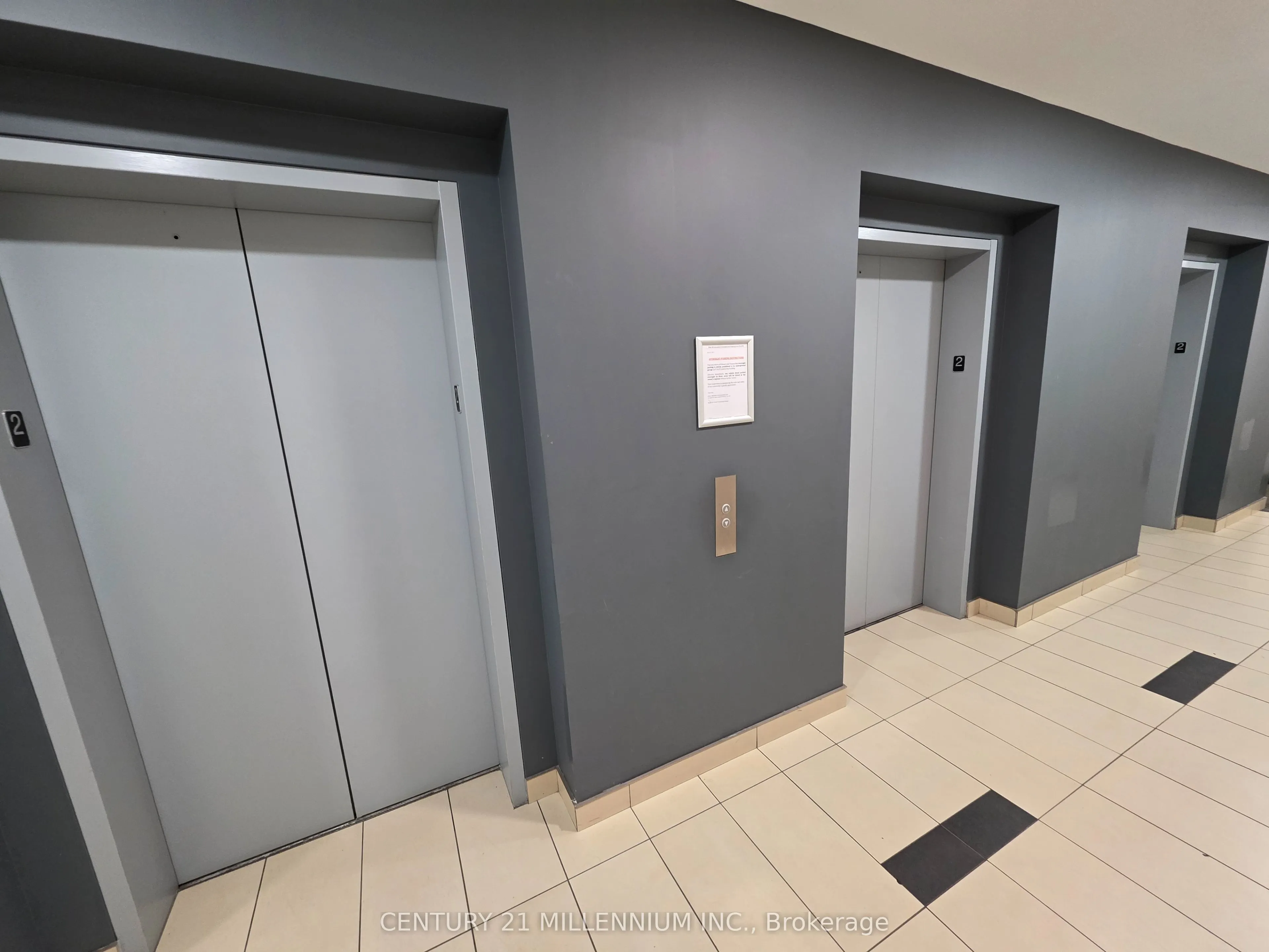 2250 Bovaird Drive E, #212