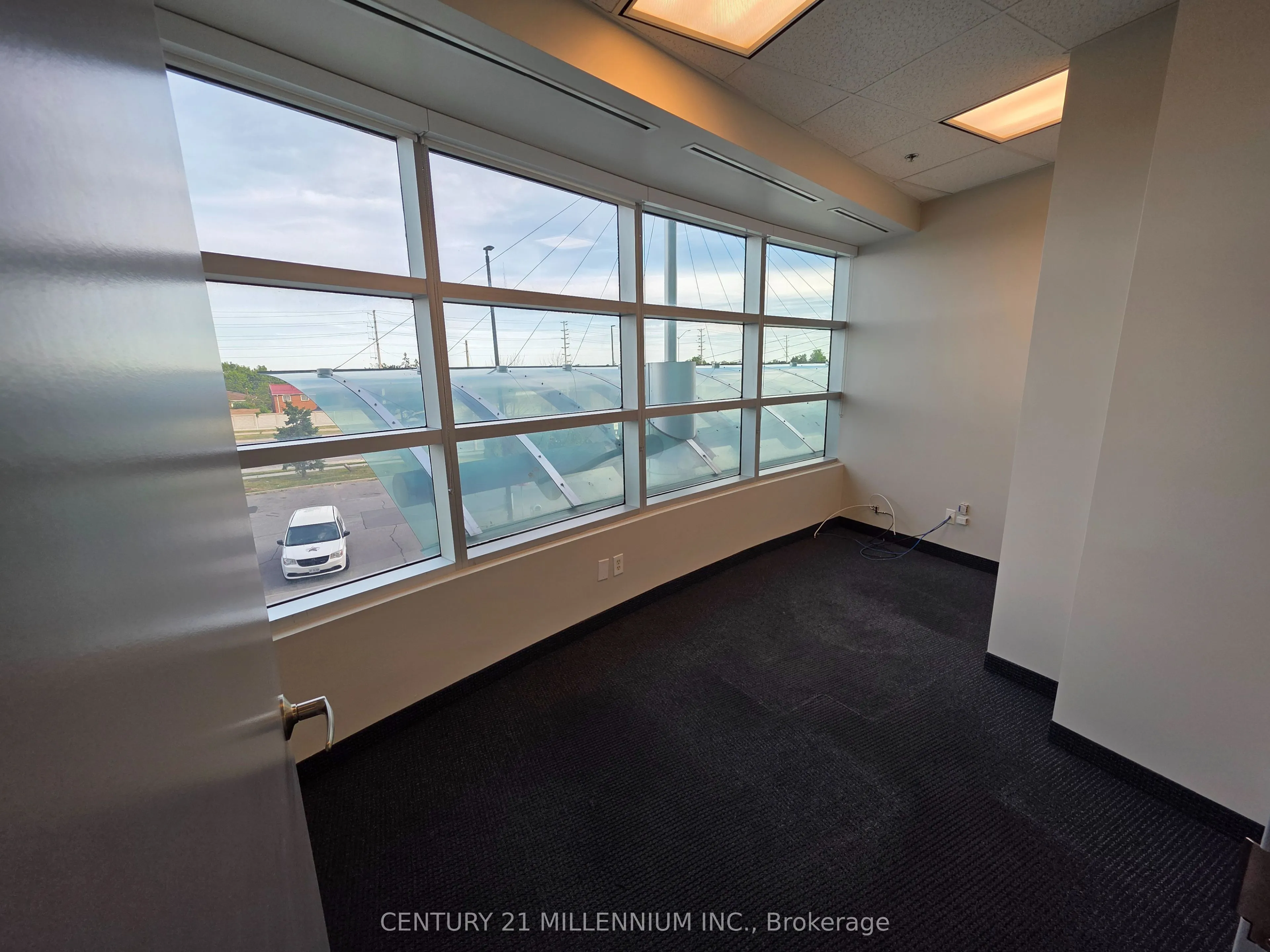 2250 Bovaird Drive E, #212
