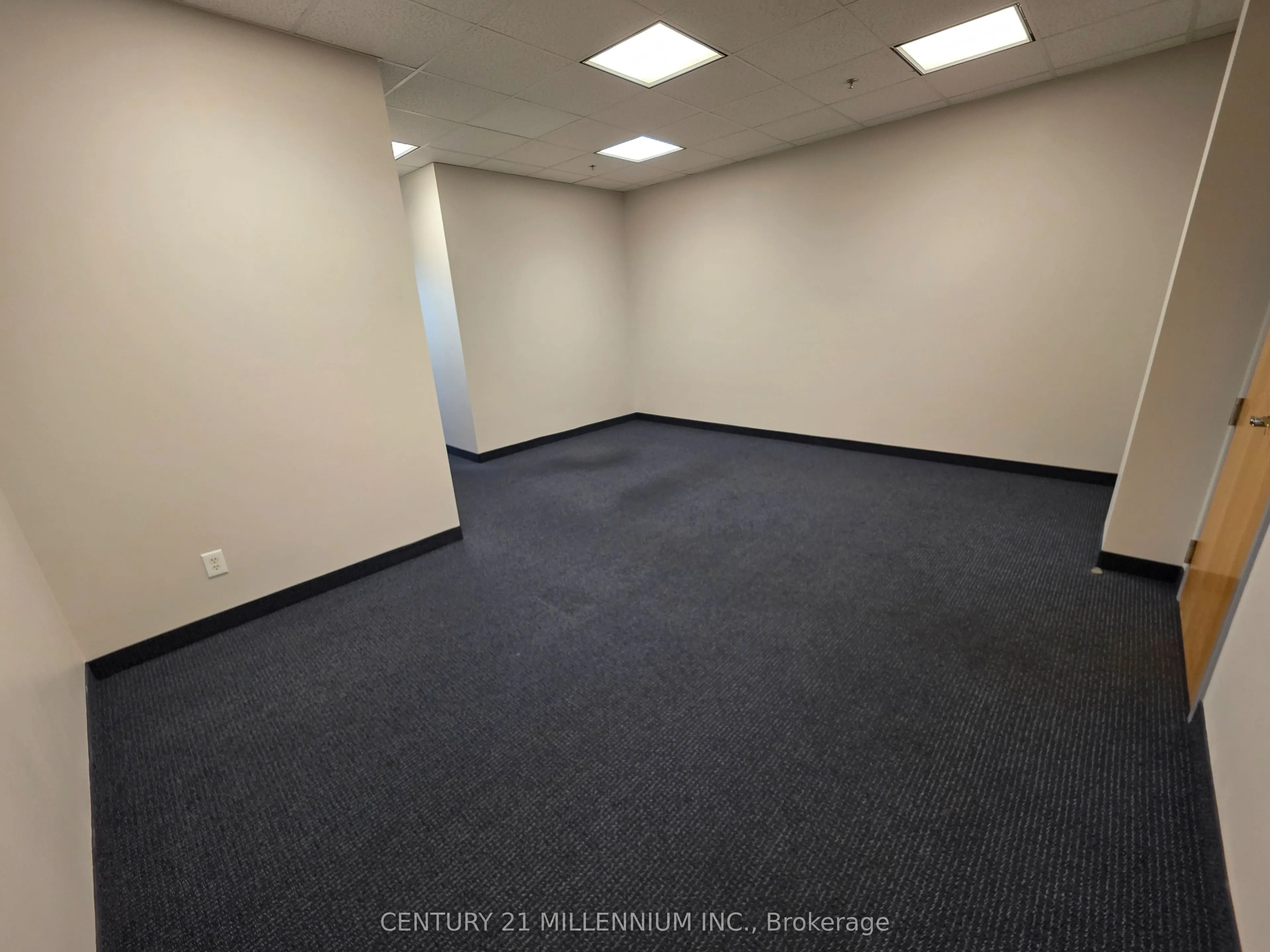 2250 Bovaird Drive E, #212