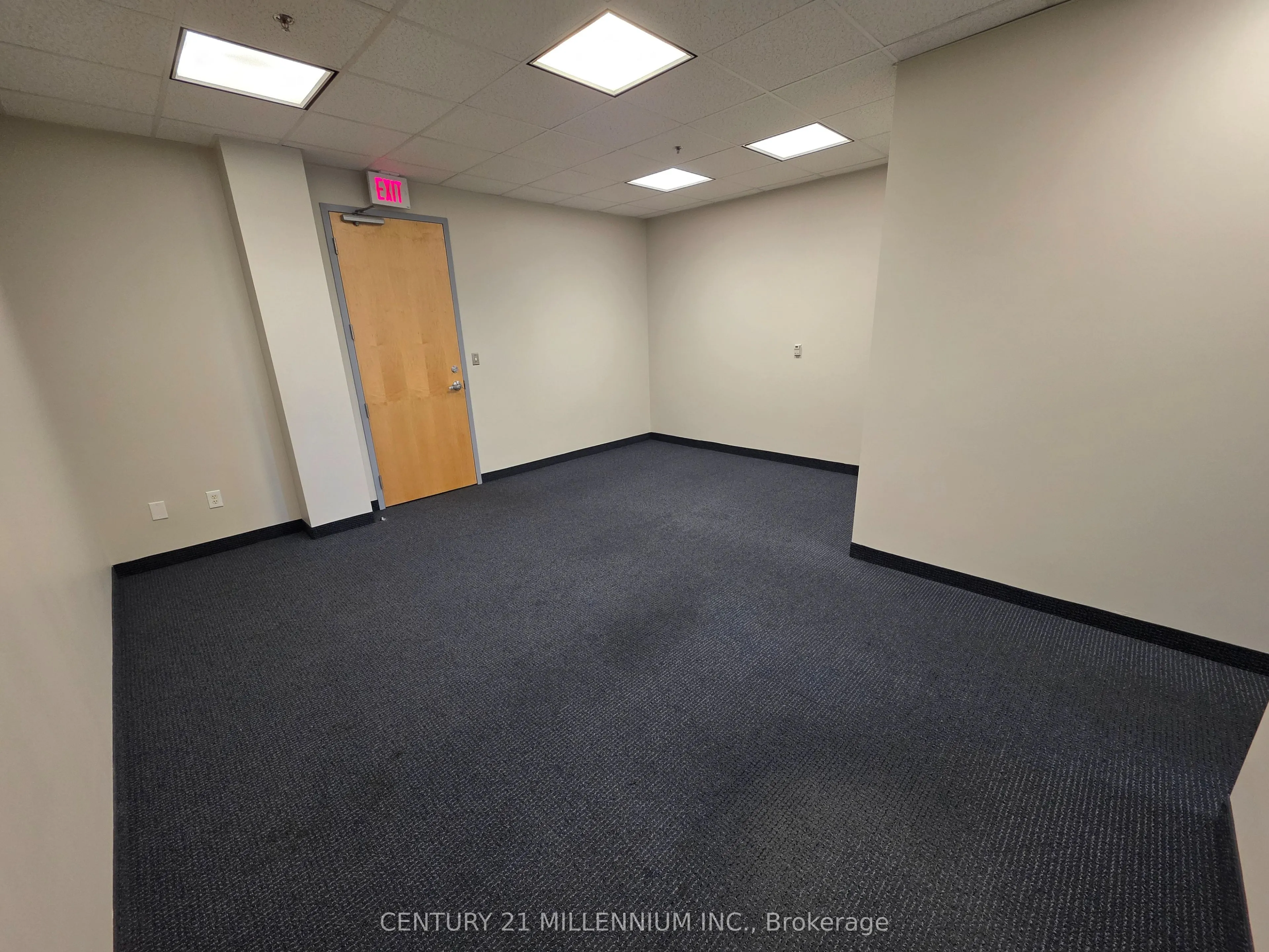 2250 Bovaird Drive E, #212