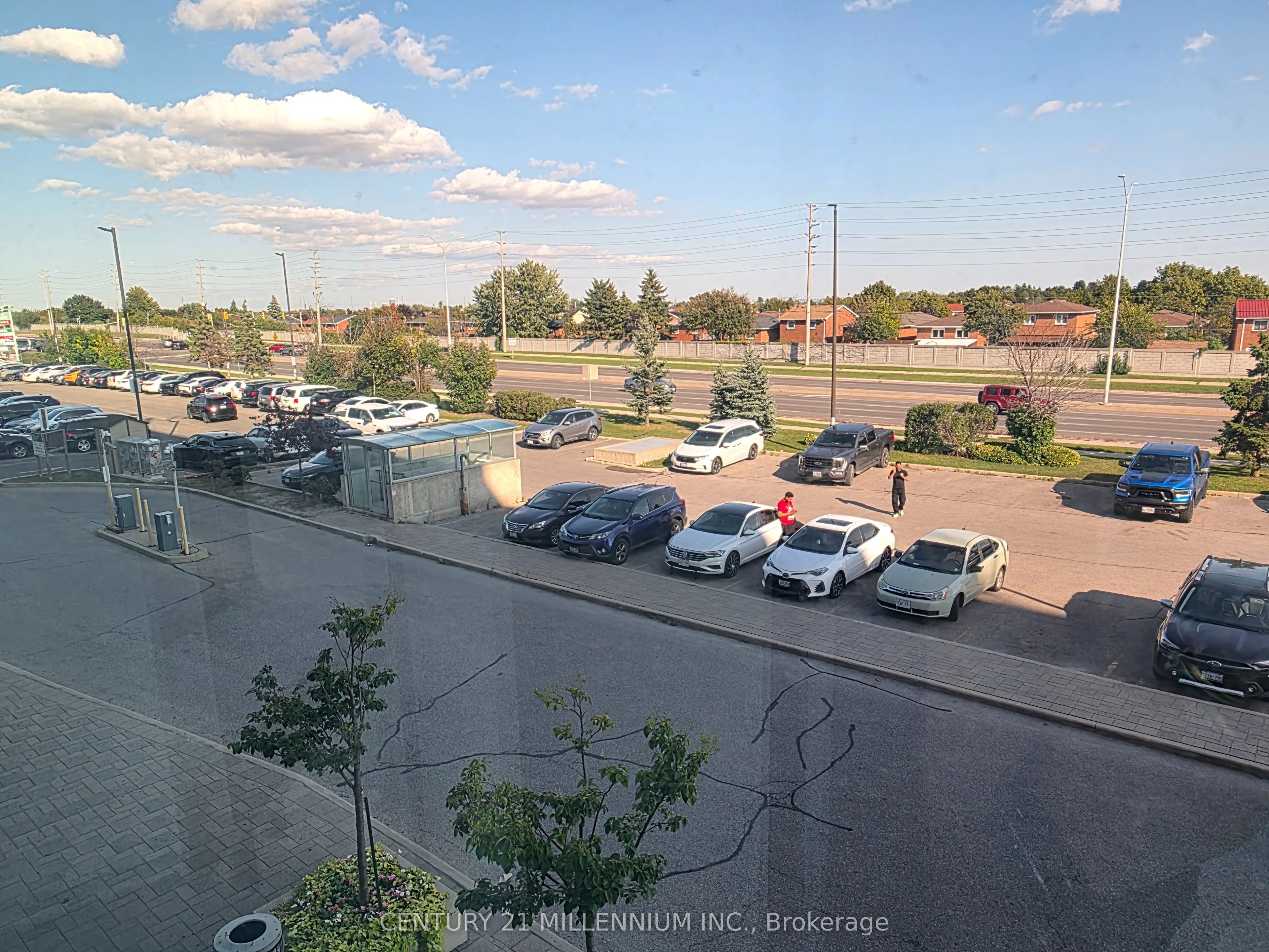 2250 Bovaird Drive E, #212