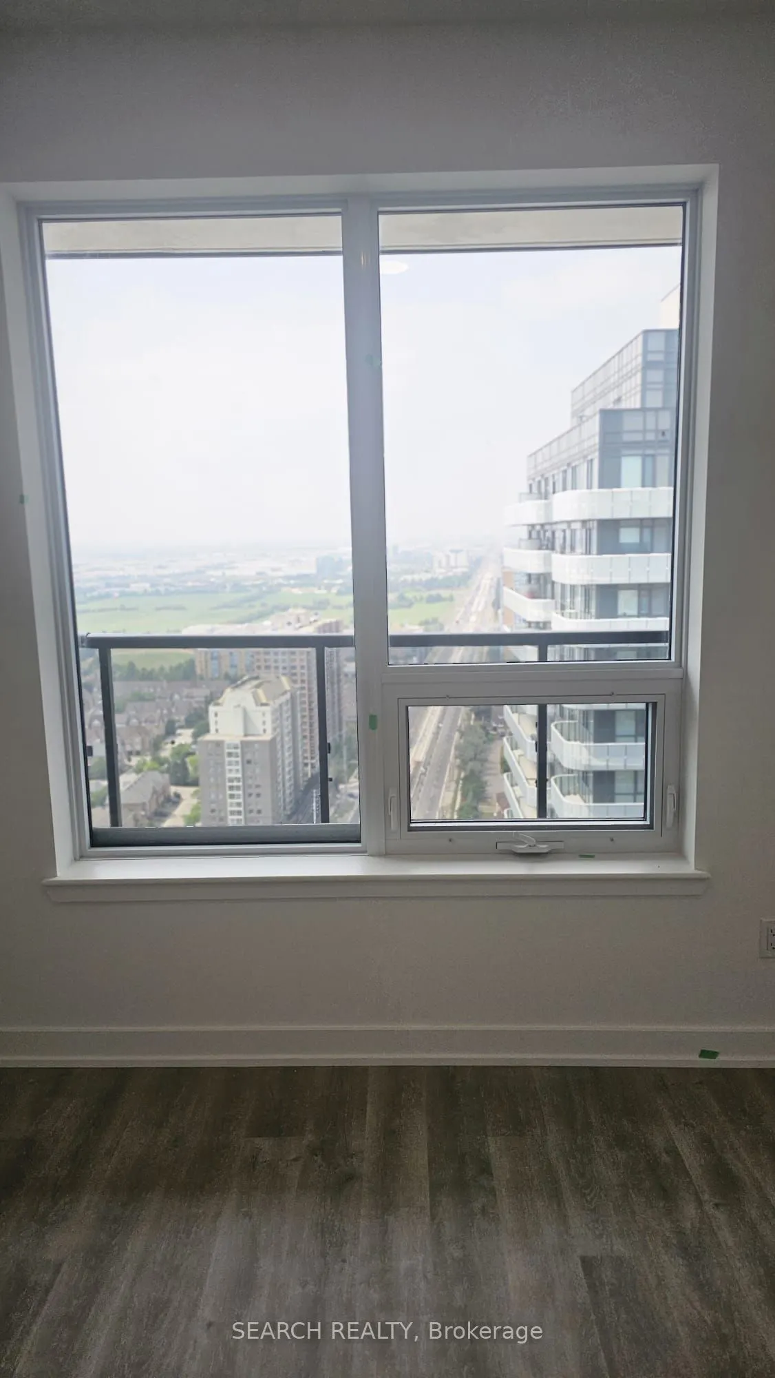 5105 Hurontario Street, #3209