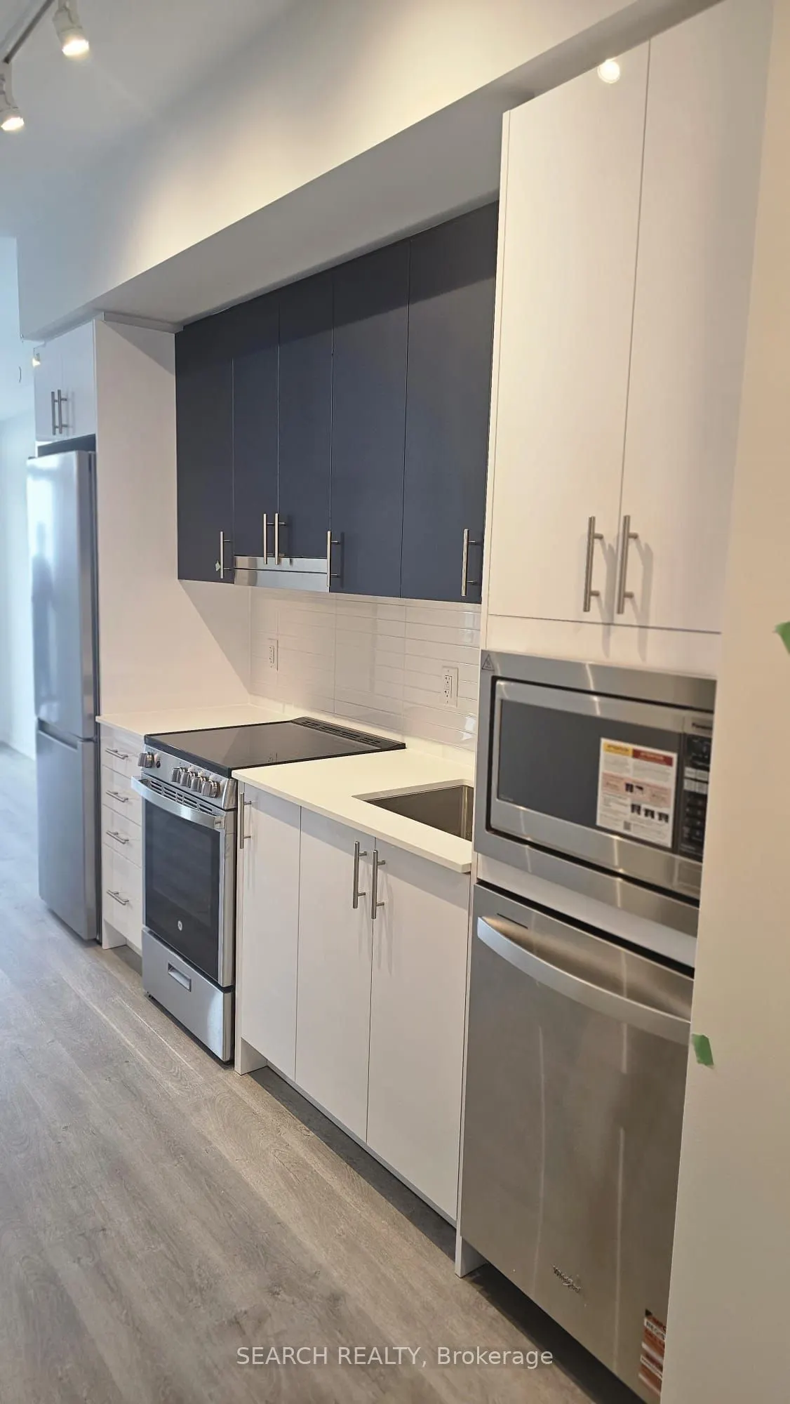 5105 Hurontario Street, #3209