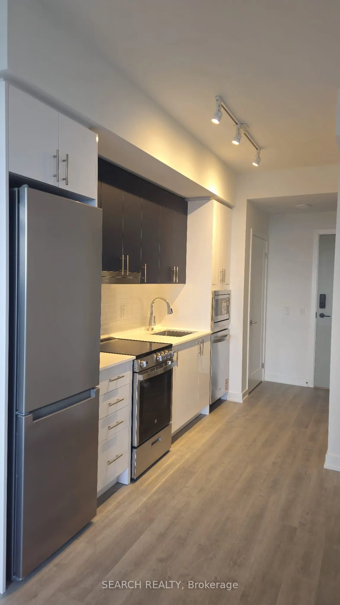 5105 Hurontario Street, #3209