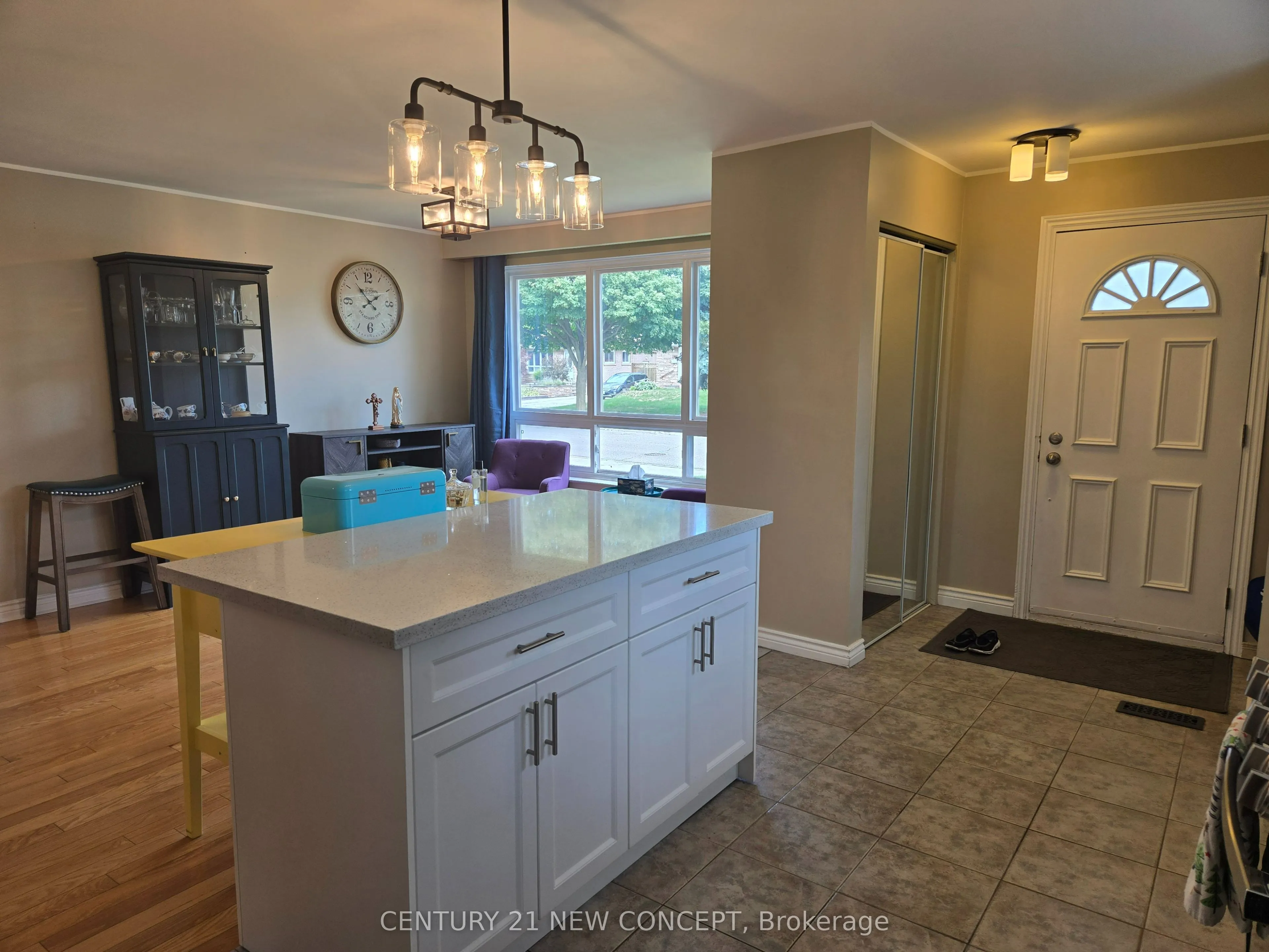 412 Melores Drive