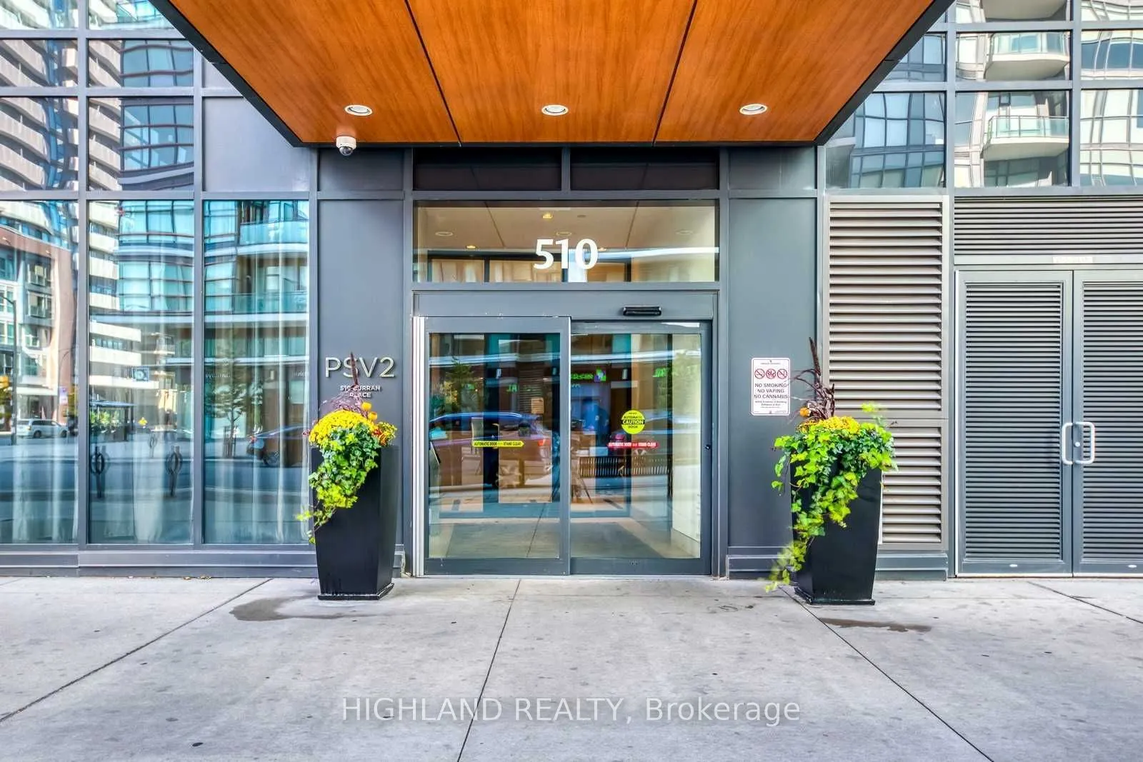 510 Curran Place, #2001