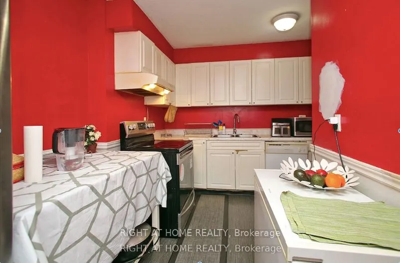 75 Emmett Avenue, #1112