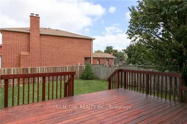 3307 Pilcom Crescent