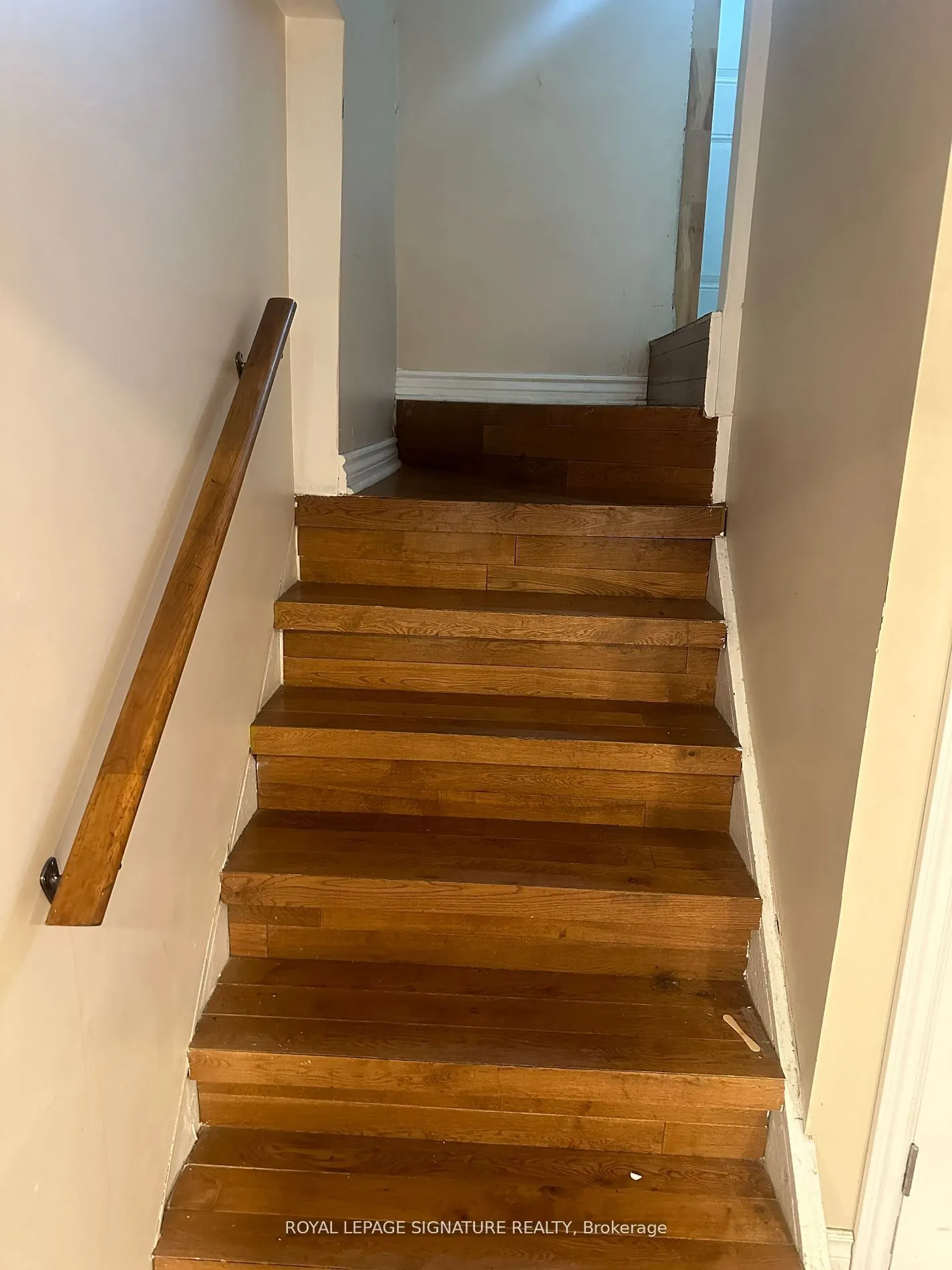 15 Queen St S Street, #Bsmt