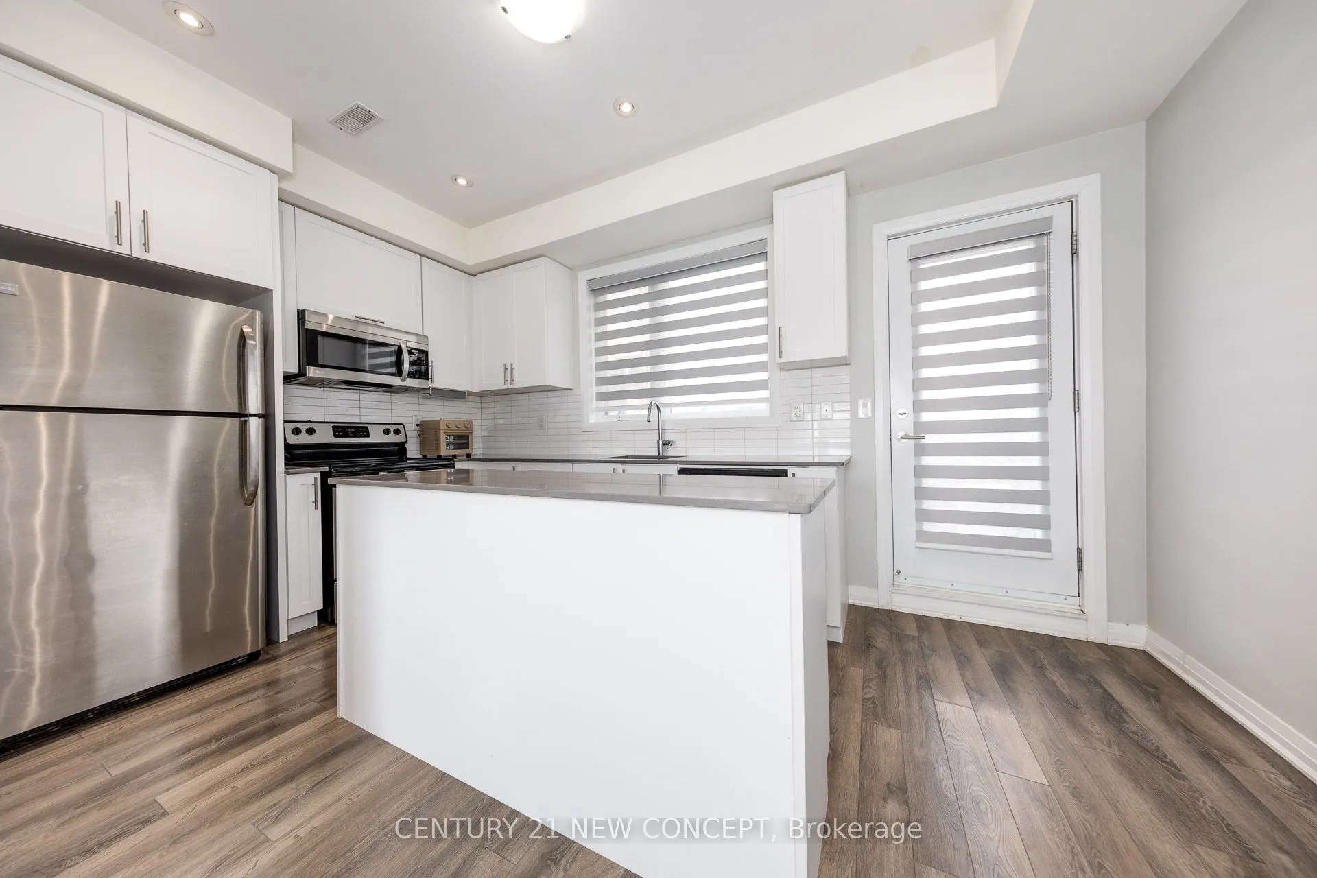 271 Downsview Park Boulevard