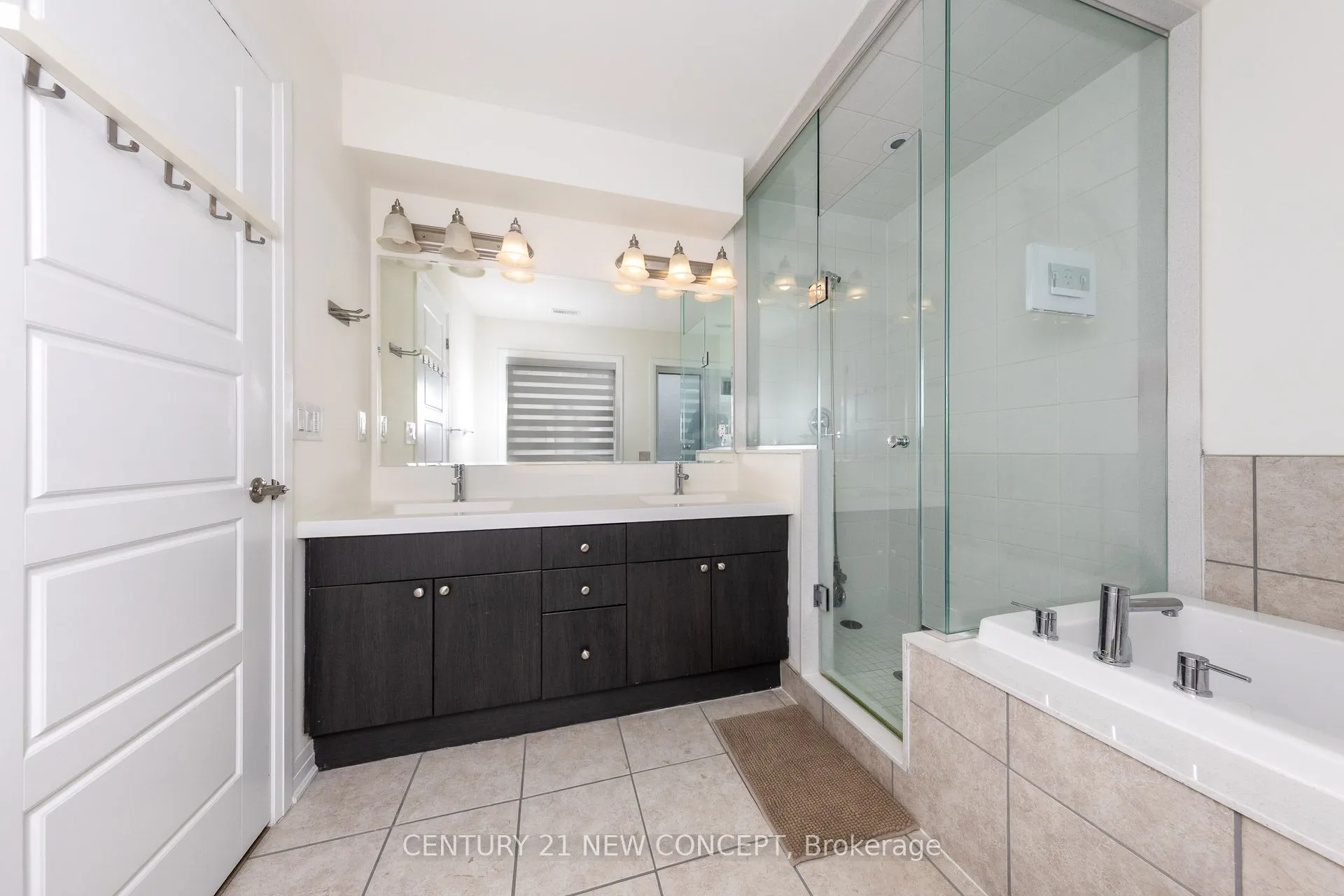 271 Downsview Park Boulevard